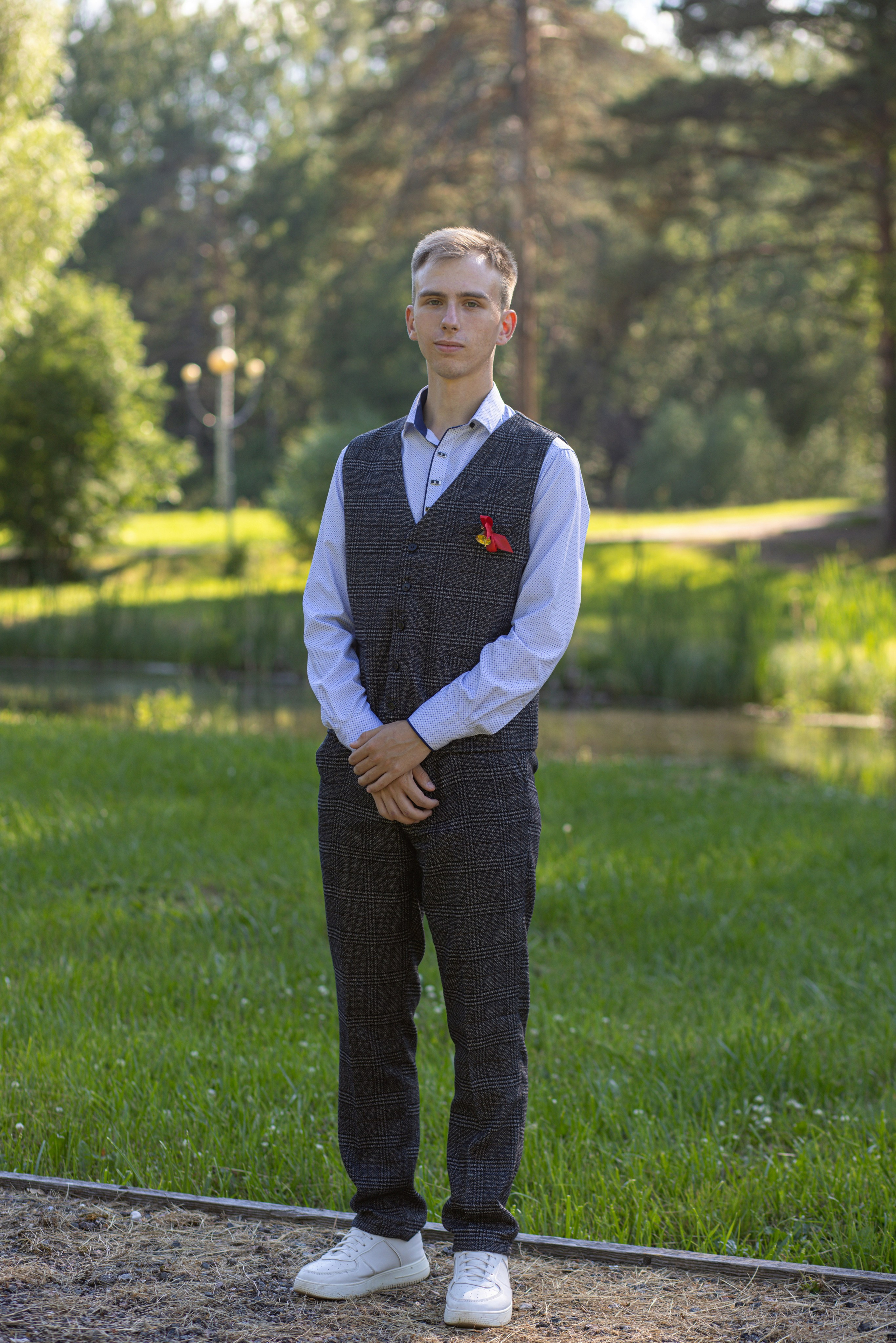 Фотосессия на выпускной. Школа № 12, 11 класс, 2024 г. Студия выпускных альбомов Остров