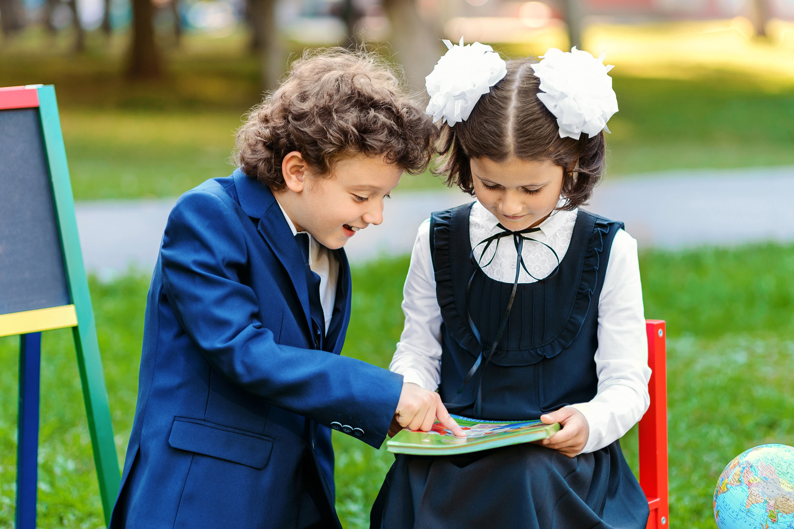 Фотопроект «Здравствуй, школа!» для школьников Ариетты и Артёма. Детский фотограф Ольга Шулина | Москва | Реутов