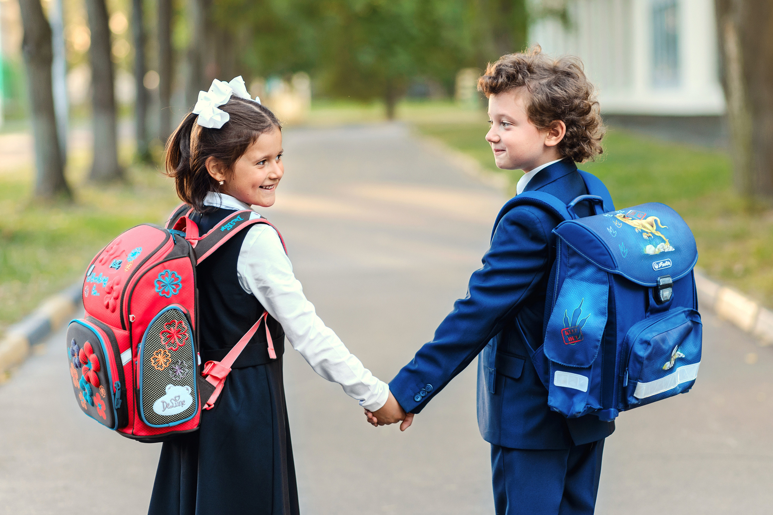 Фотопроект «Здравствуй, школа!» для школьников Ариетты и Артёма. Детский фотограф Ольга Шулина | Москва | Реутов