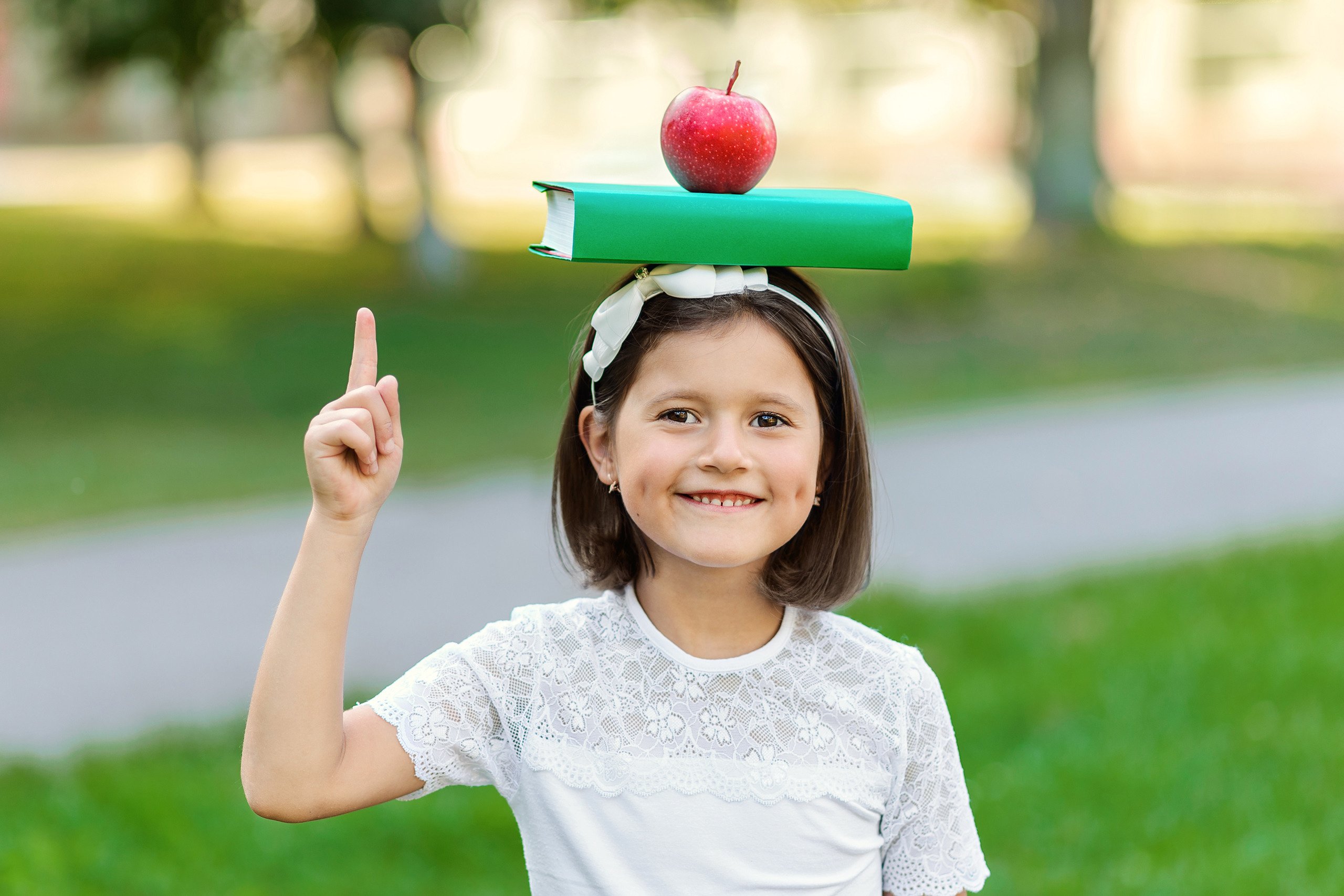 Фотопроект «Здравствуй, школа!» для школьников Ариетты и Артёма. Детский фотограф Ольга Шулина | Москва | Реутов
