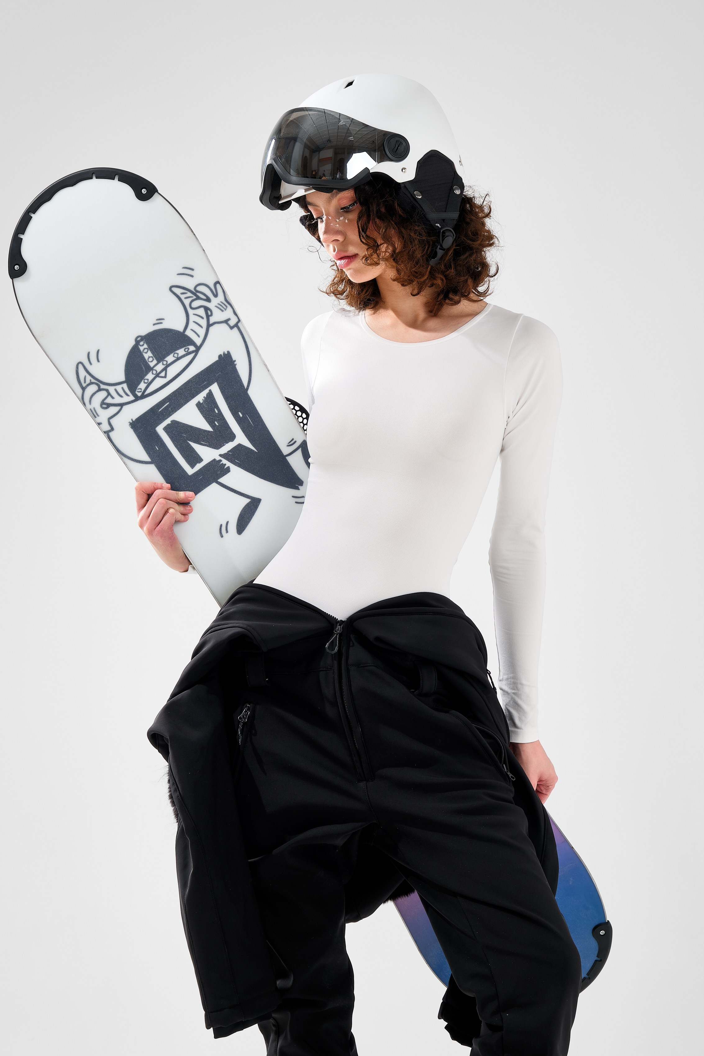 Имиджевая студийная съёмка для бренда Tomyris. Фотограф в Алматы Дмитрий Лукьянов. Предметная и рекламная фотосъёмка товаров