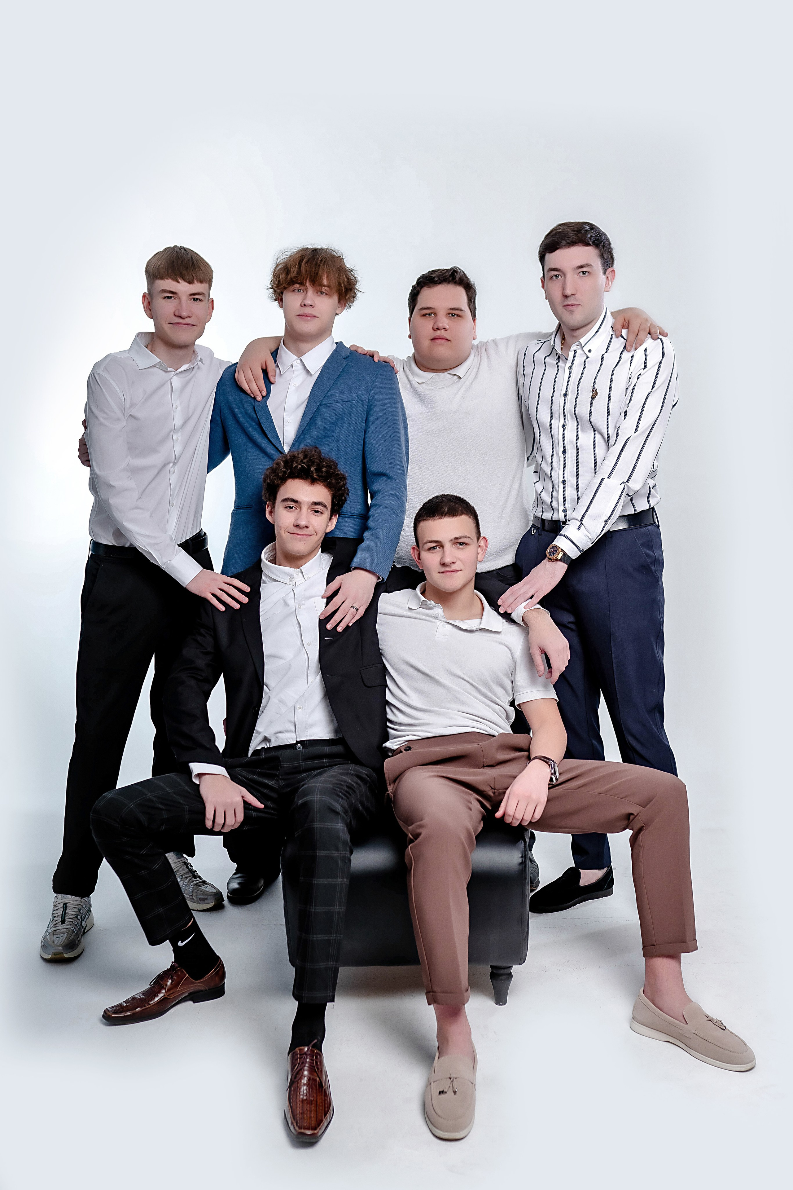 Выпускные (школьные) альбомы (книги) в Ростове-на-Дону. Современные Выпускные Альбомы в Ростове-на-Дону