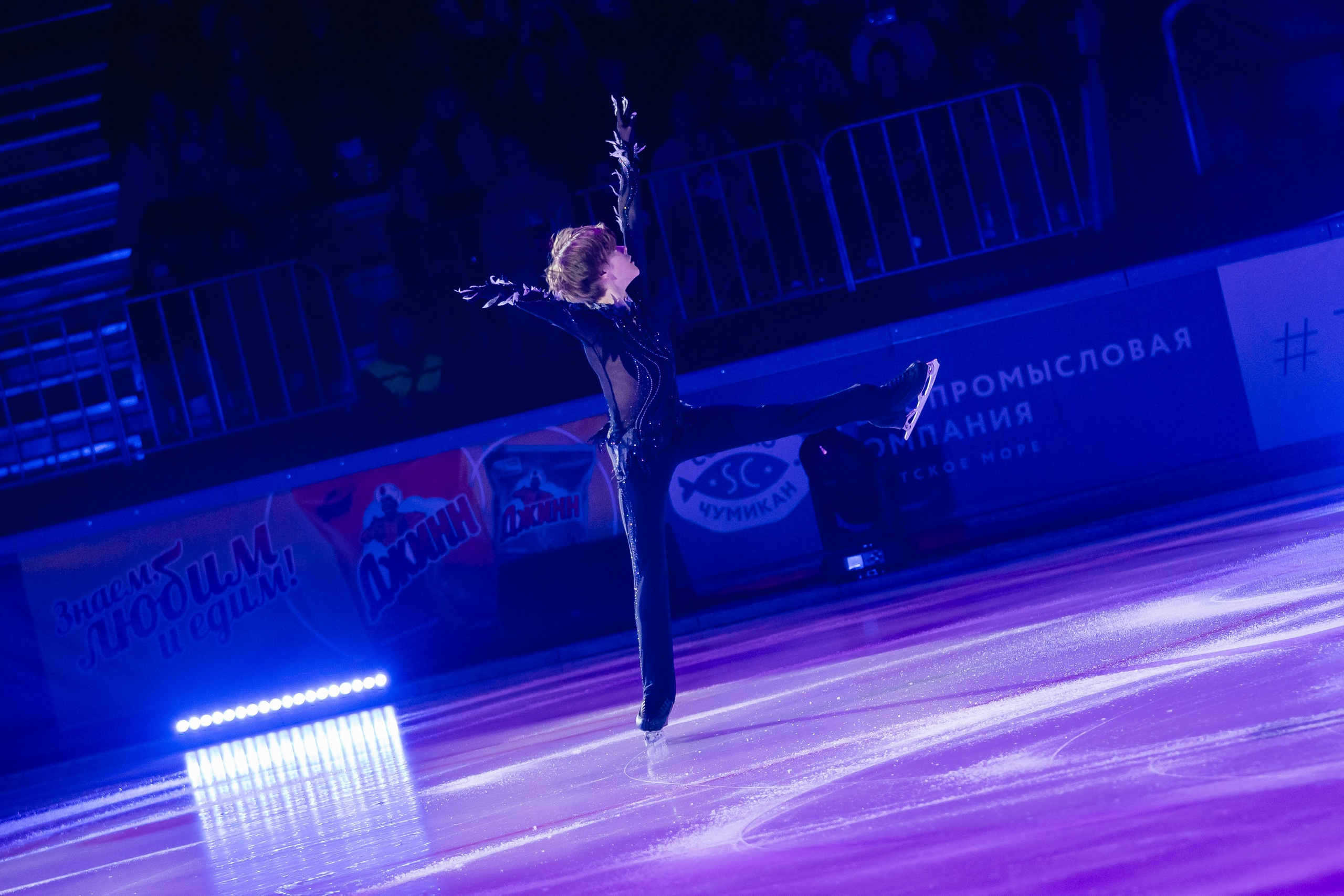 Шоу «Чемпионы на льду» в Новосибирске. Воробьева Ксения — Спортивный и танцевальный фотограф Новосибирск