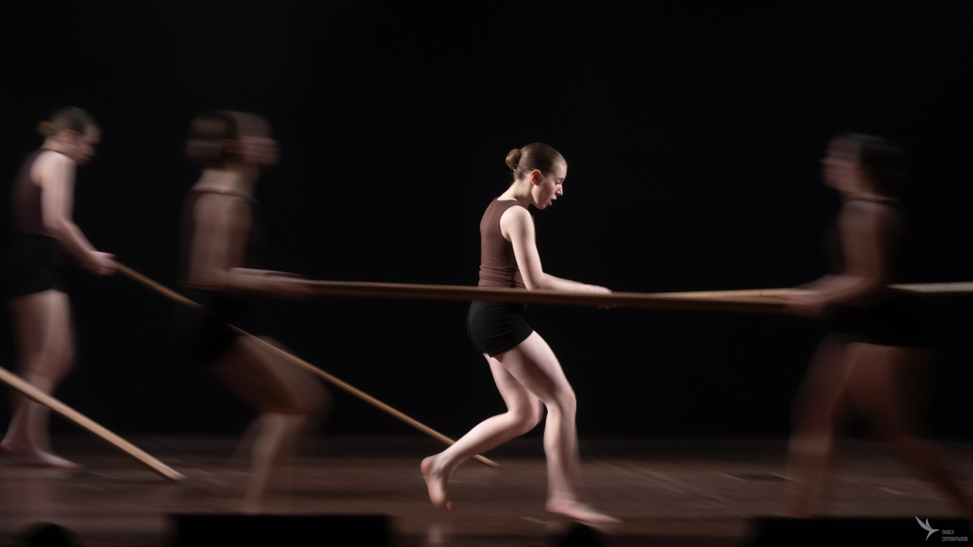 Хореографический спектакль «На след и Я». Репортажный фотограф в Казани Павел Серпокрылов