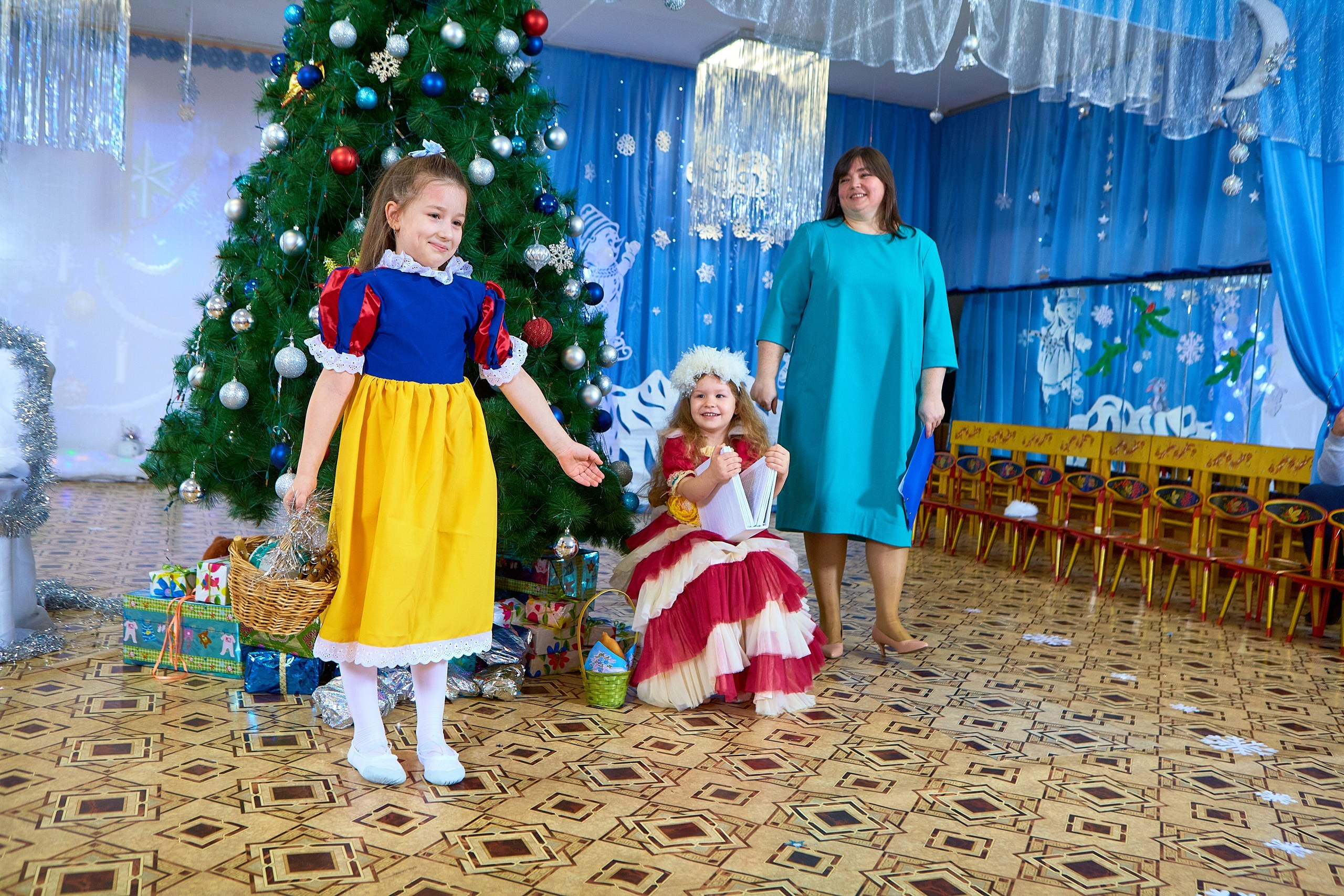 Новогодний утренник. Выпускной альбом Новосибирск