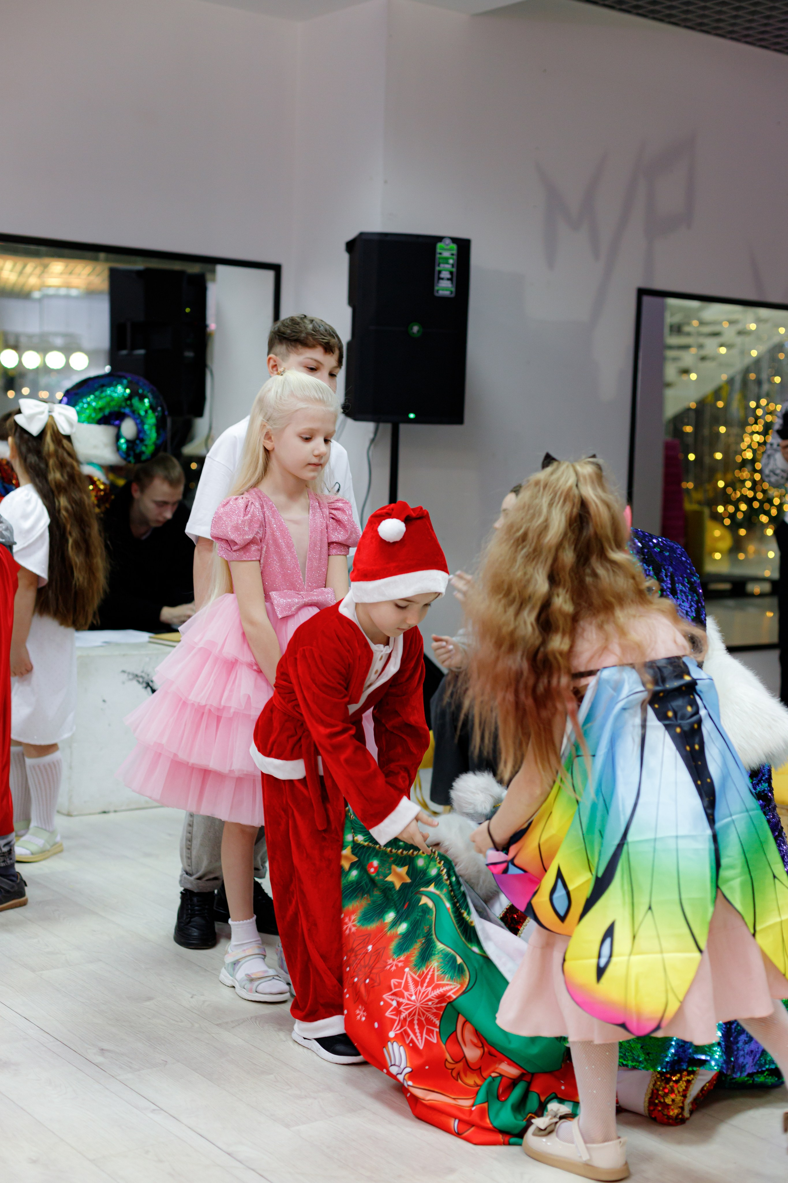 HAPPY NEW YEAR PART/5. Photokarish