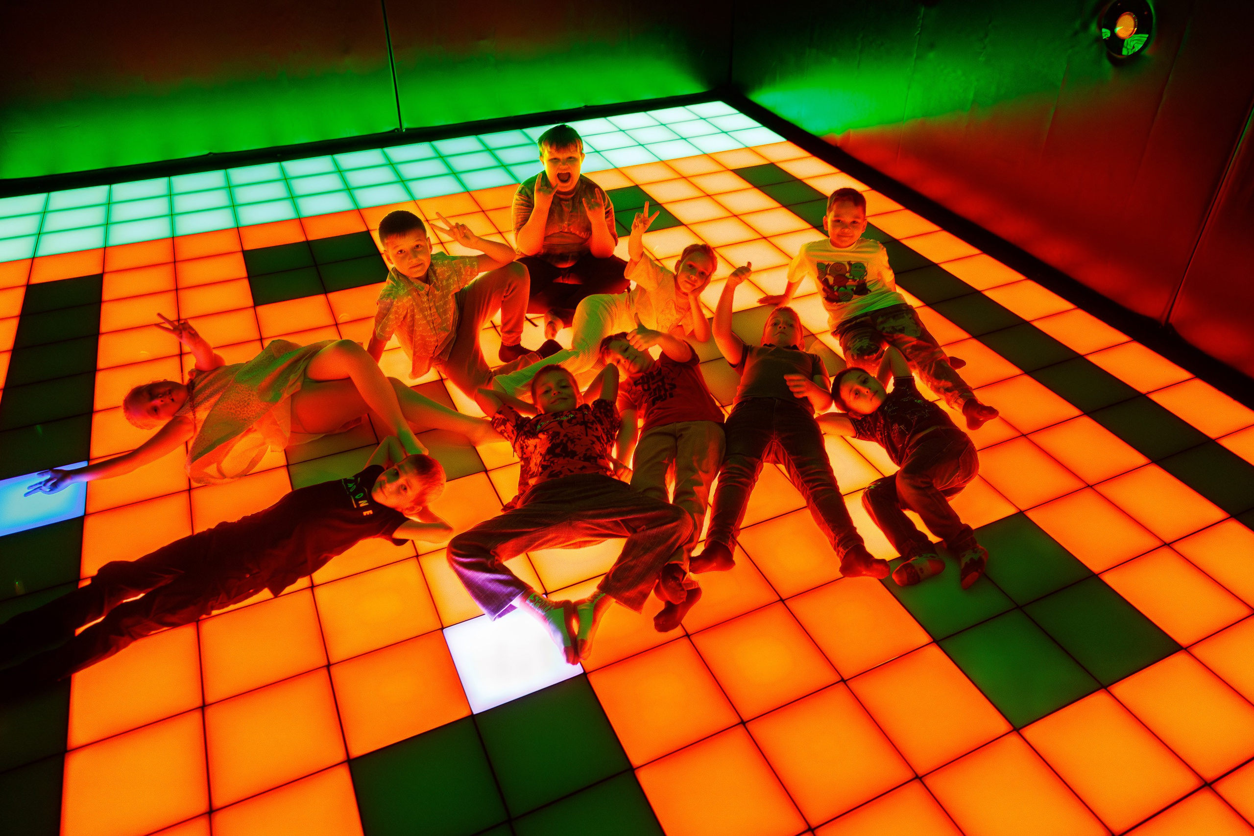 Детский день рождения в студии «Пиксель» в Оренбурге — фотосъёмка праздника