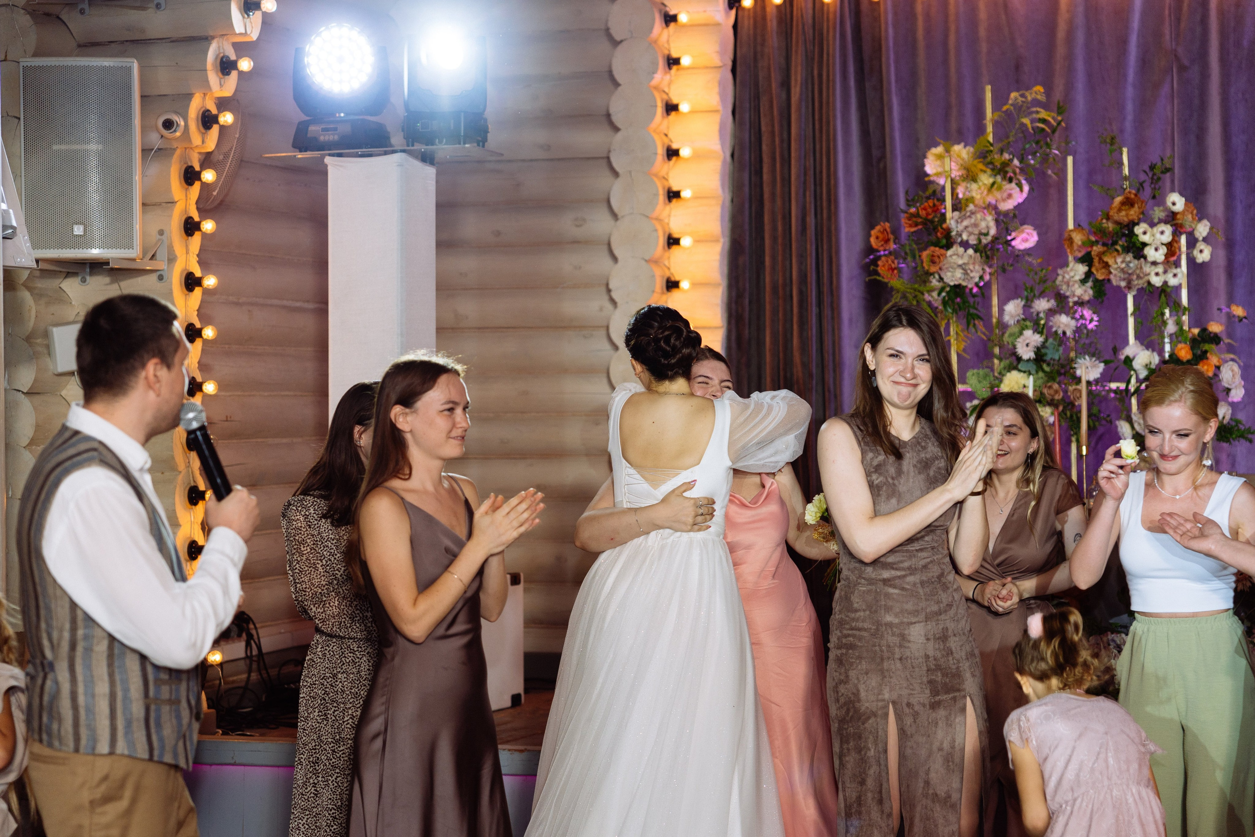 Свадьба Олега и Виктории в клубе «Ближняя дача»