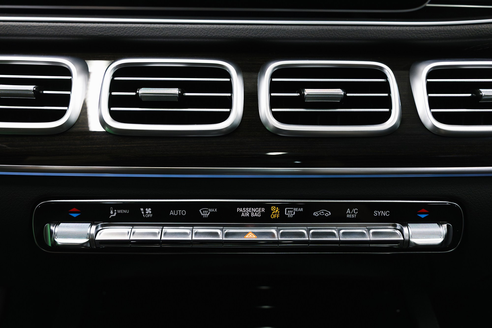 Продажа нового Mercedes-Benz GLE 450 3.0 4MATIC 9G-Tronic в Москве. Автосалон «Х-Авто»