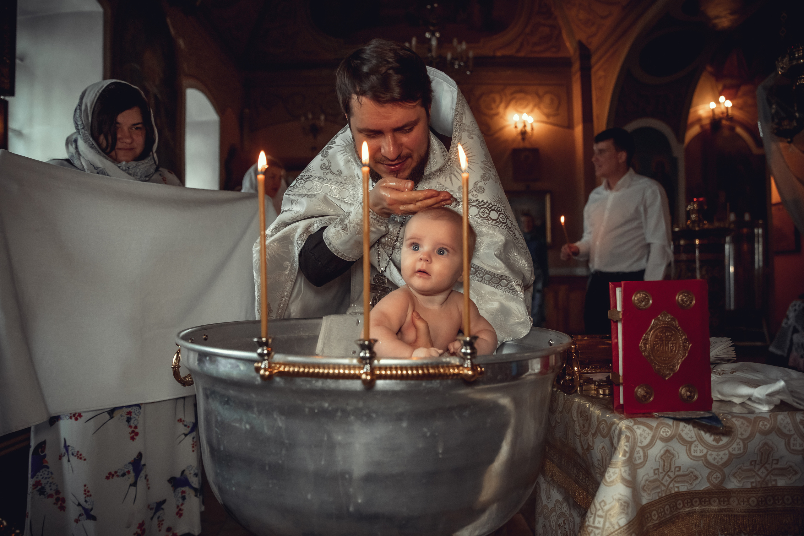 КРЕЩЕНИЕ. Дарья Бухреева — фотограф, видеограф и фототерапевт. Москва и мир