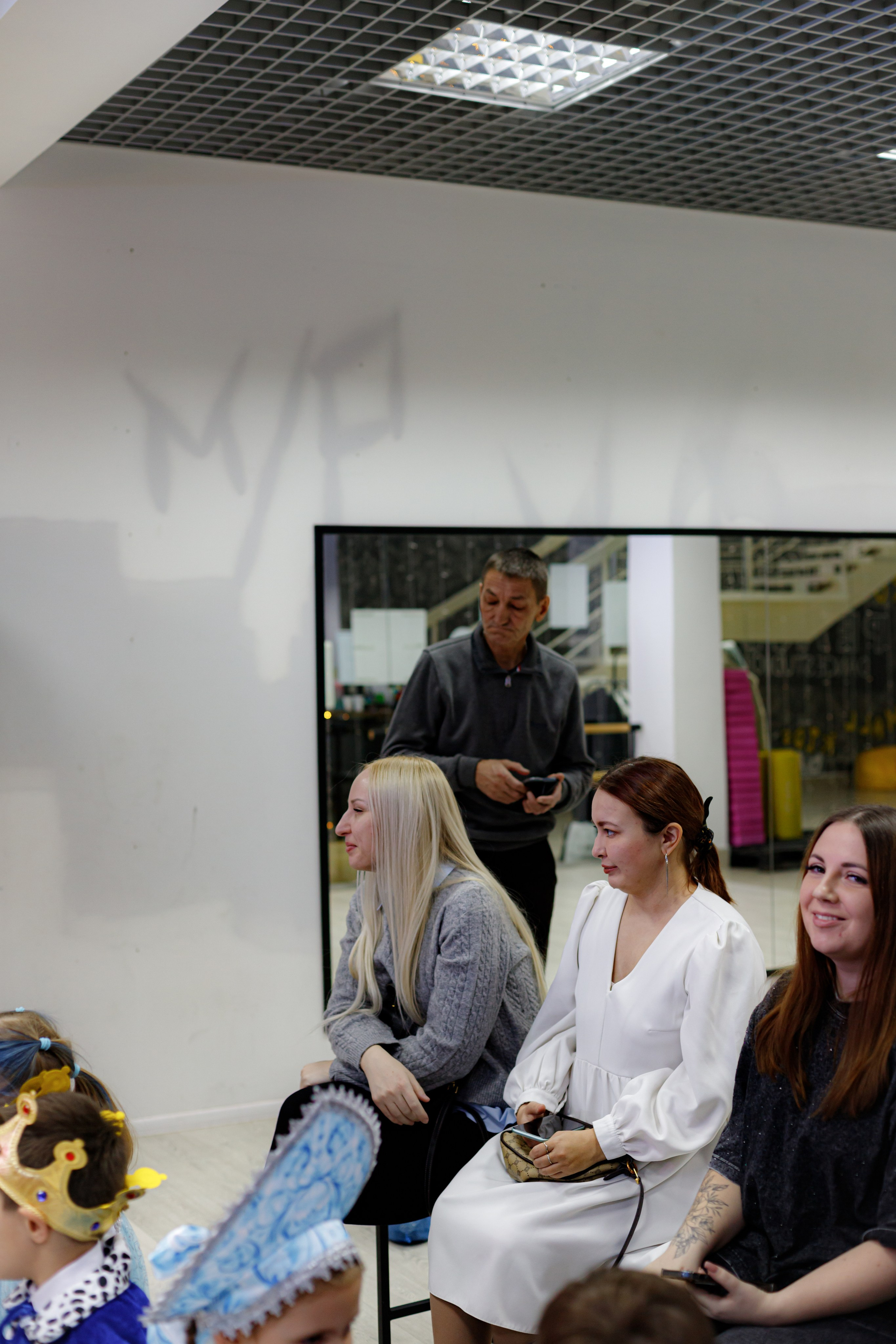 HAPPY NEW YEAR PART/5. Photokarish