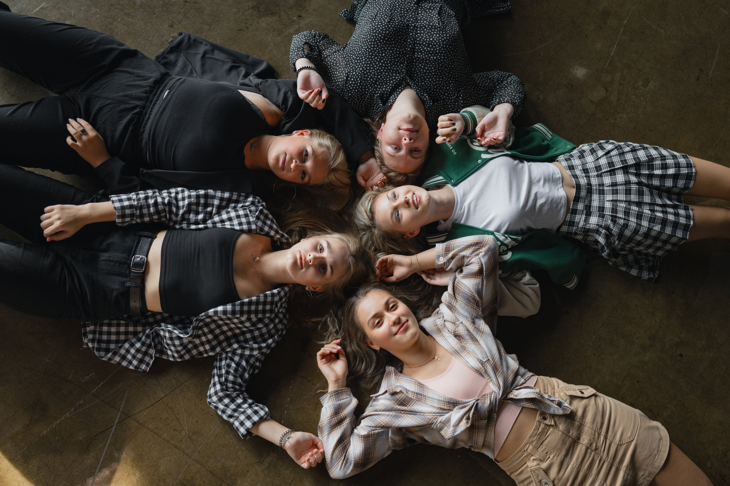 Ежегодные классные съемки. Выпускные и ежегодные школьные альбомы в Москве и Московской области