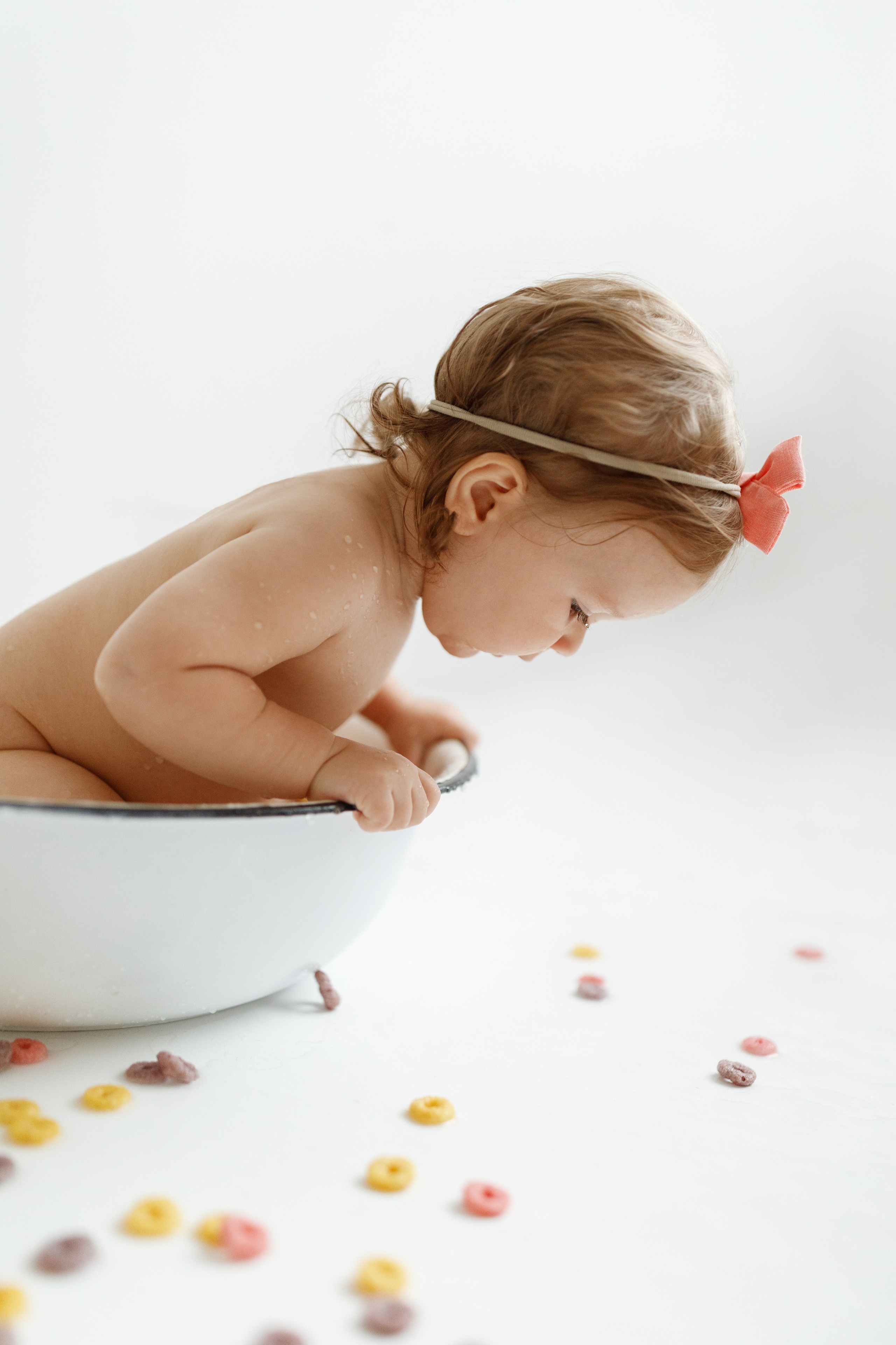 Викуле 1 год и ее первая ванна с колечками. Фотограф на годик Хабаровск Детский и семейный фотограф в Хабаровске Юлия Матвиенко