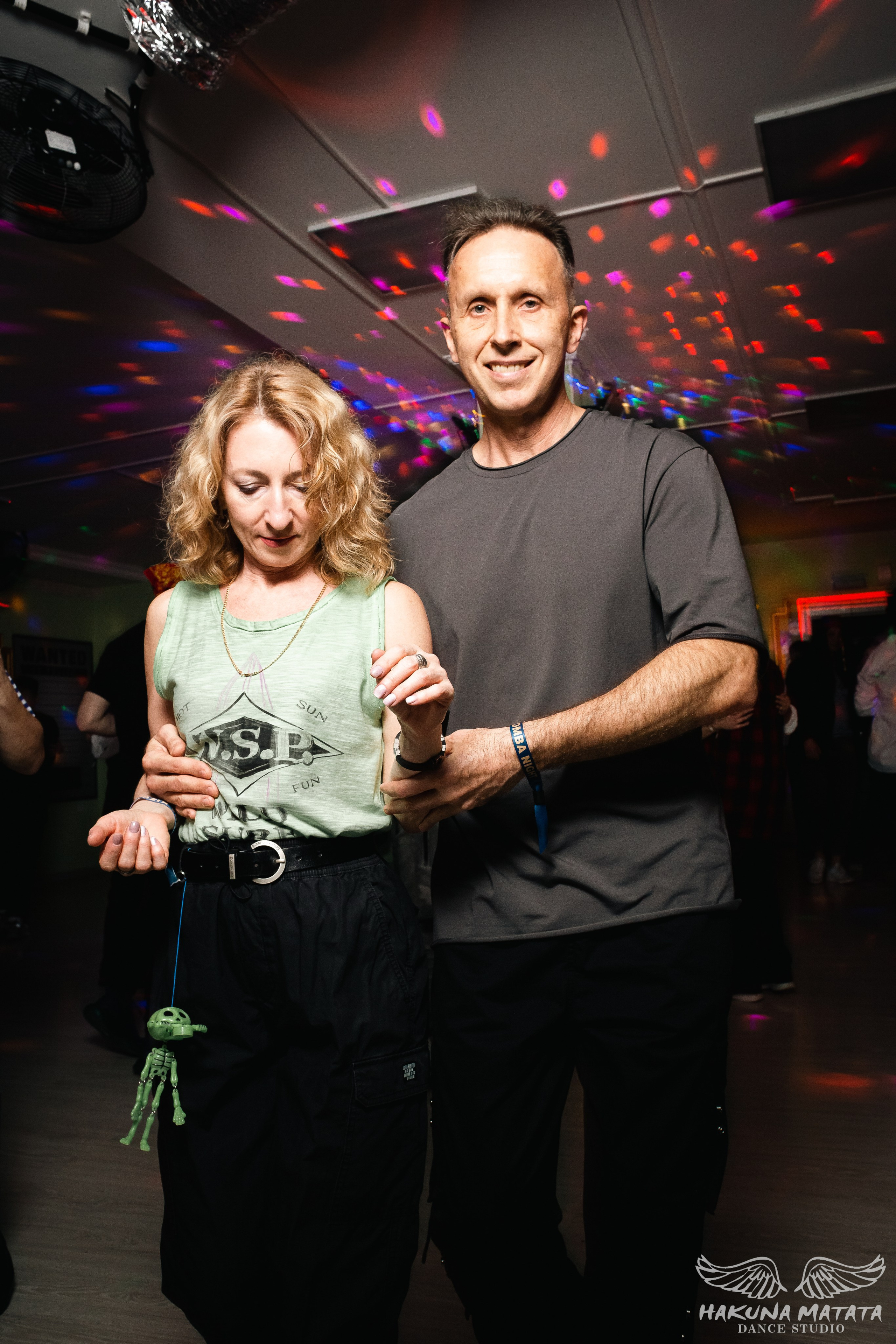 Фоторепортаж с танцевальной вечеринки