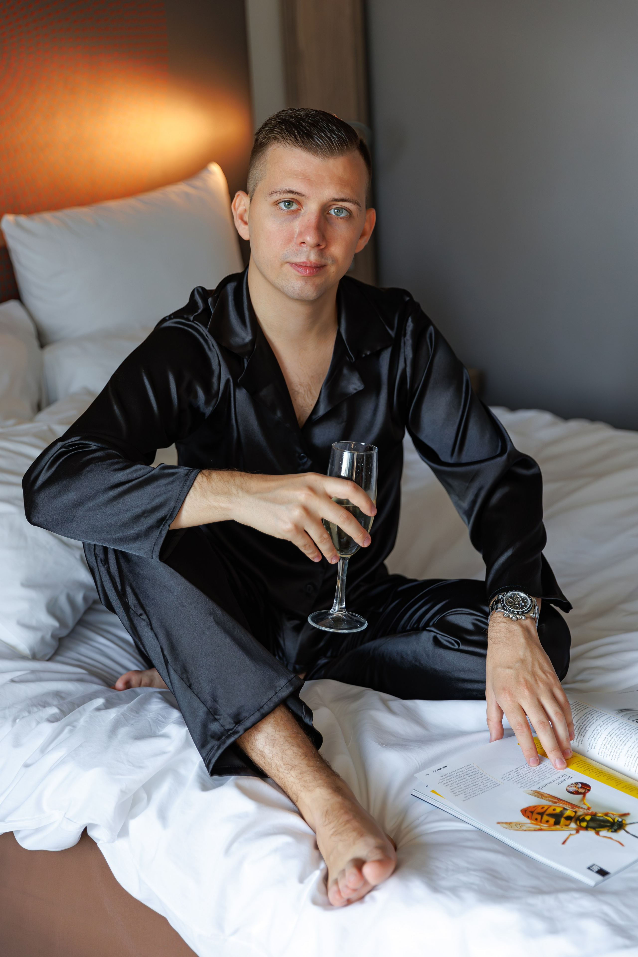 Свадебная фотосессия и сборы в NOVOTEL MOSCOW CITY. Свадебный фотограф Москва и МО Сергей Киржаев