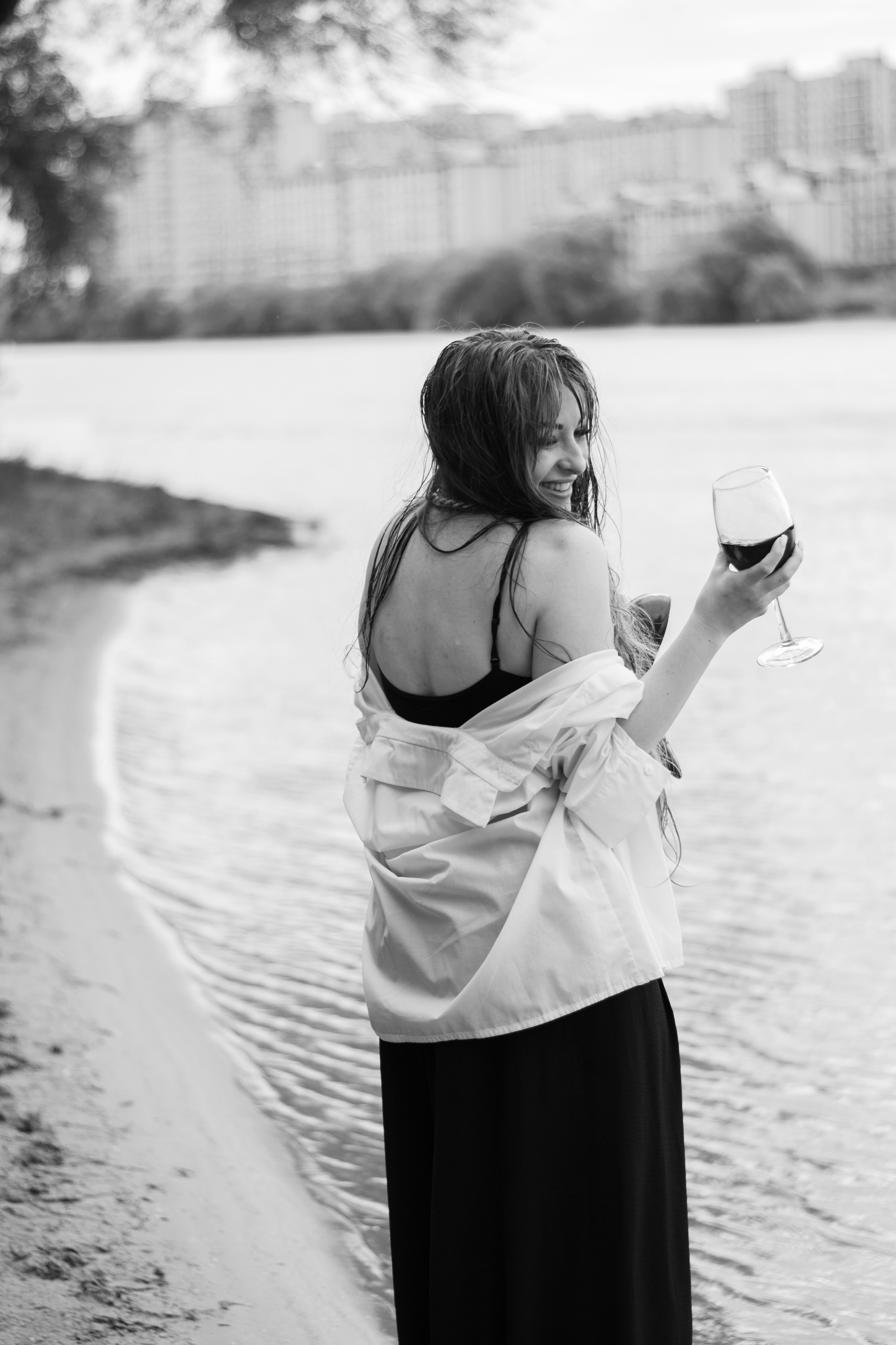 Прогулка с вином. Портретный и свадебный фотограф в Краснодаре