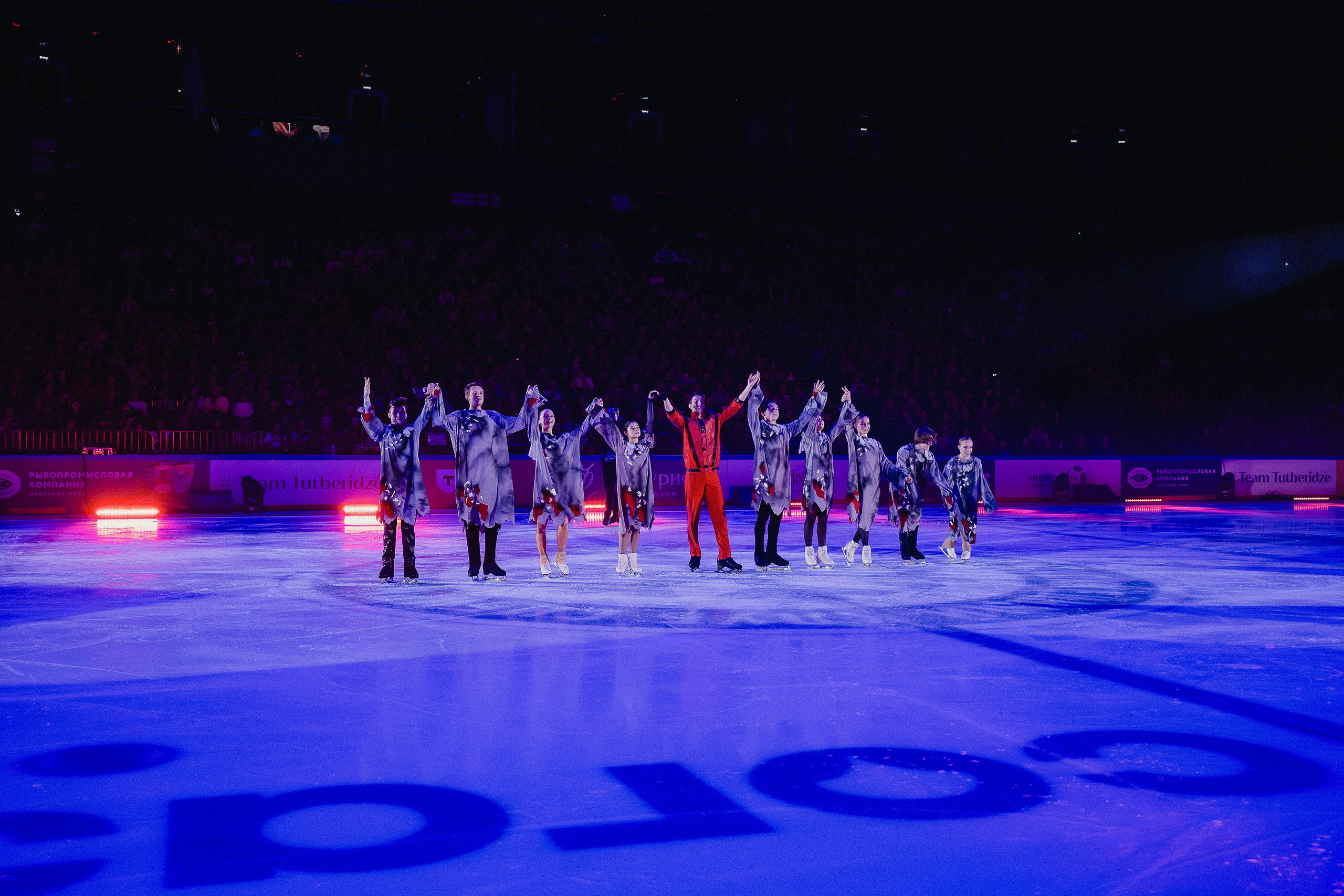 Шоу Этери Тутберидзе в Новосибирске. Воробьева Ксения — Спортивный и танцевальный фотограф Новосибирск