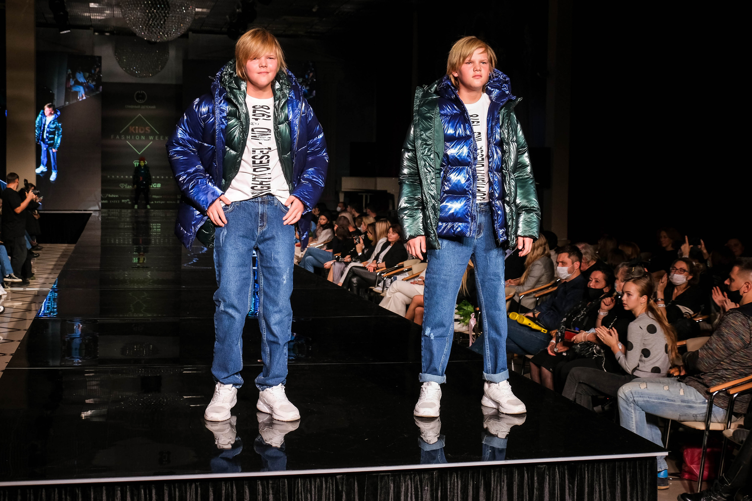 KIDS FASHION WEEK: главный детский подиум и осенние краски. Фотограф в Москве Елена Брюханова