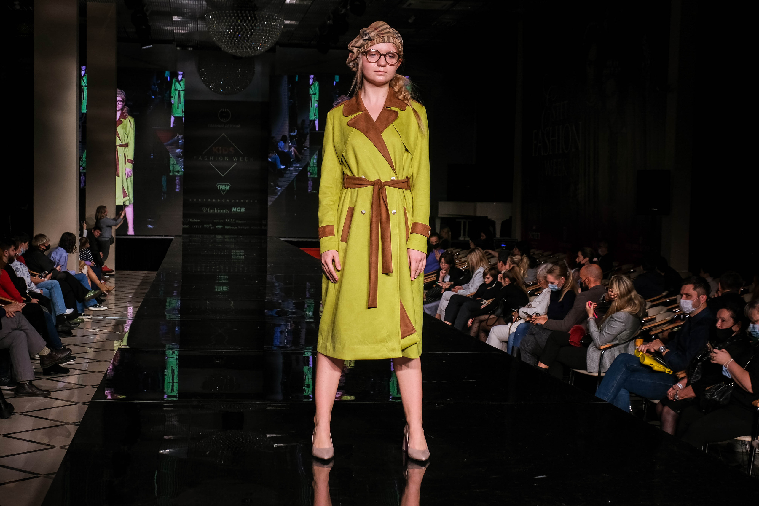 KIDS FASHION WEEK: главный детский подиум и осенние краски. Фотограф в Москве Елена Брюханова