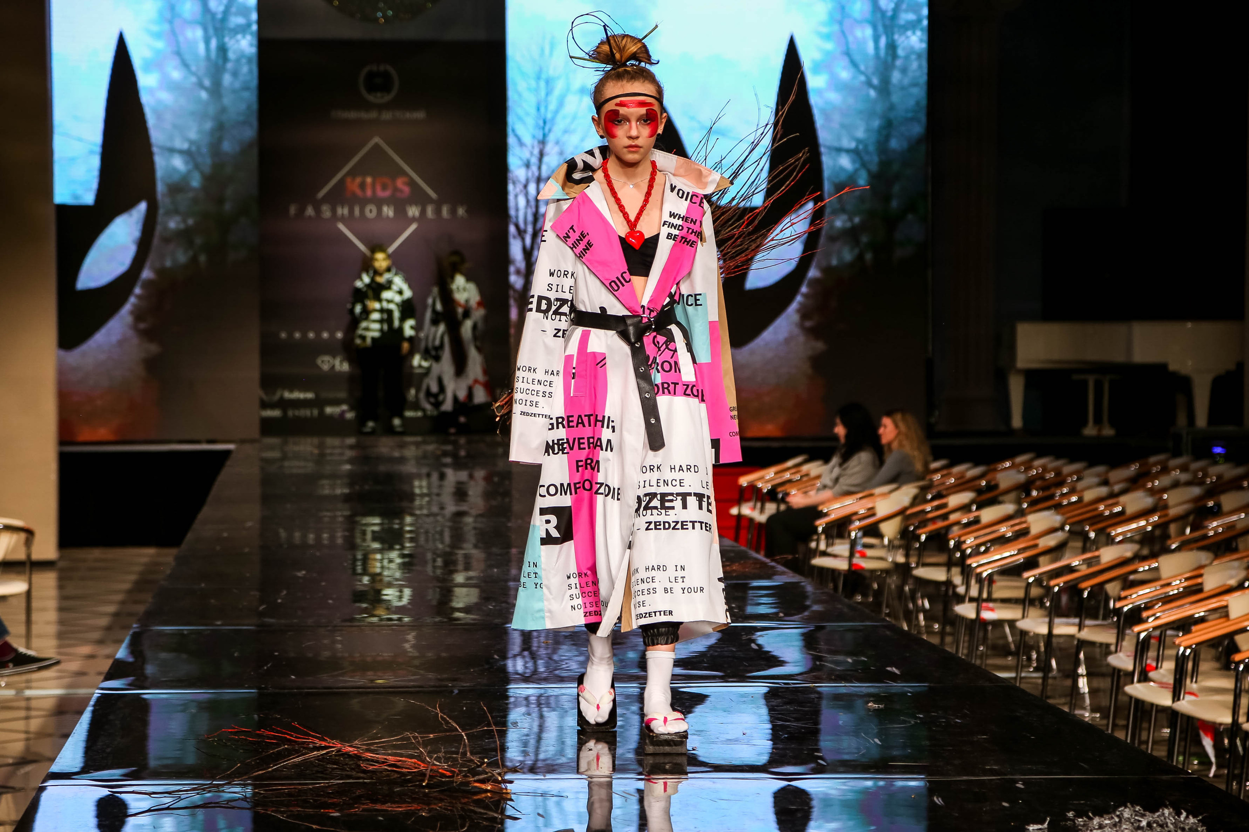 KIDS FASHION WEEK: главный детский подиум и осенние краски. Фотограф в Москве Елена Брюханова