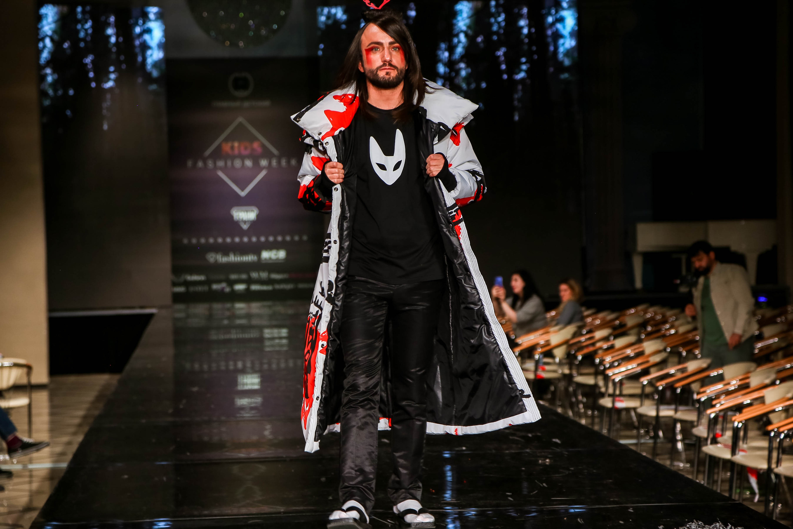 KIDS FASHION WEEK: главный детский подиум и осенние краски. Фотограф в Москве Елена Брюханова