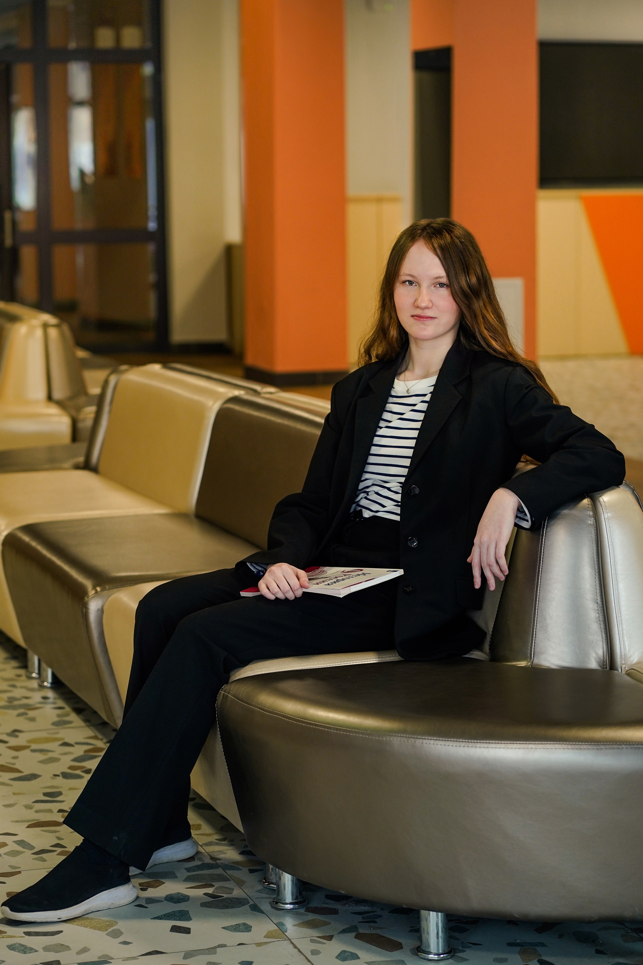 Гимназия № 40, 9 класс. Семейный и портретный фотограф в Екатеринбурге Анна Лобанова