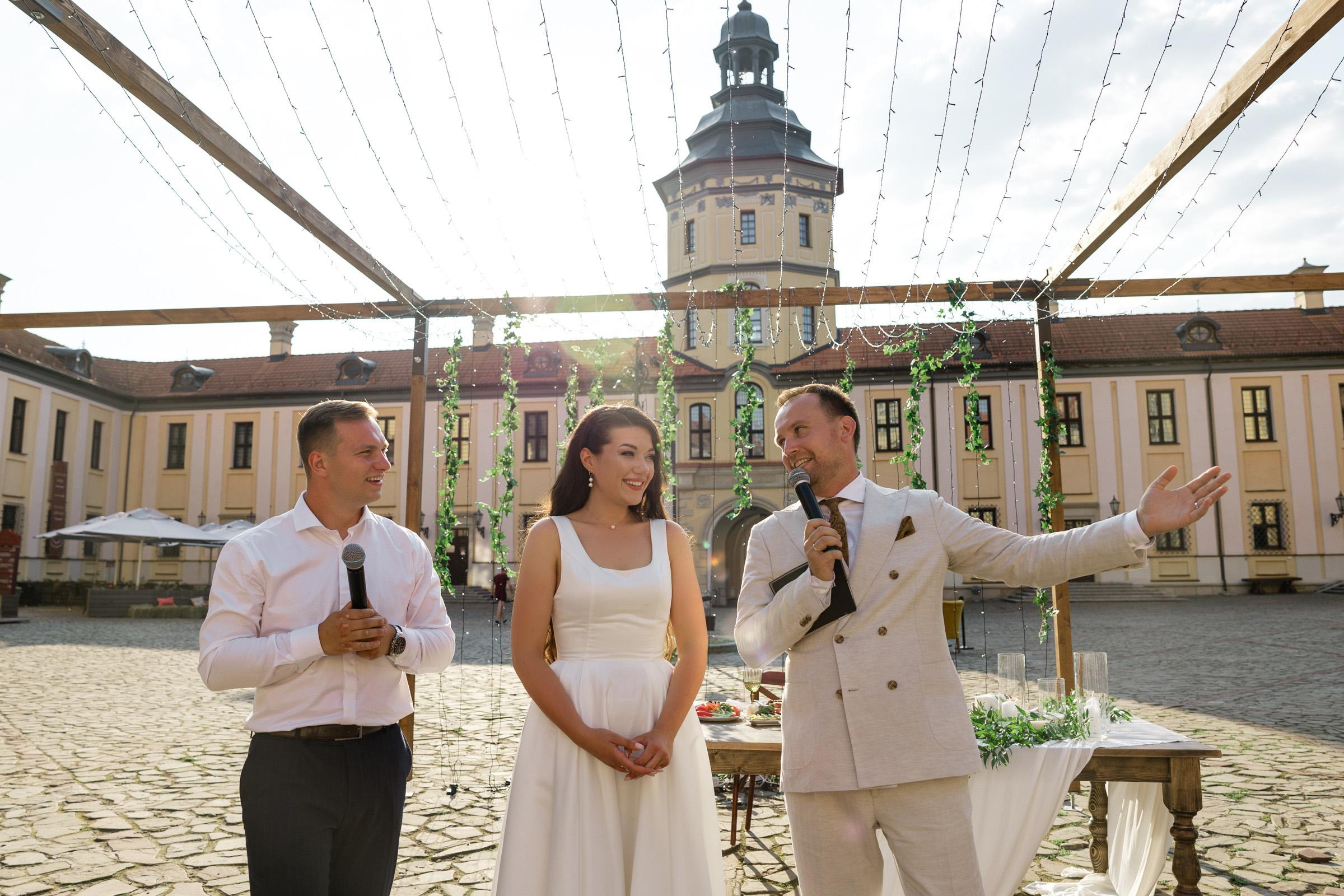 An Atmospheric Wedding in a Historic Castle — Style, Emotion, Celebration