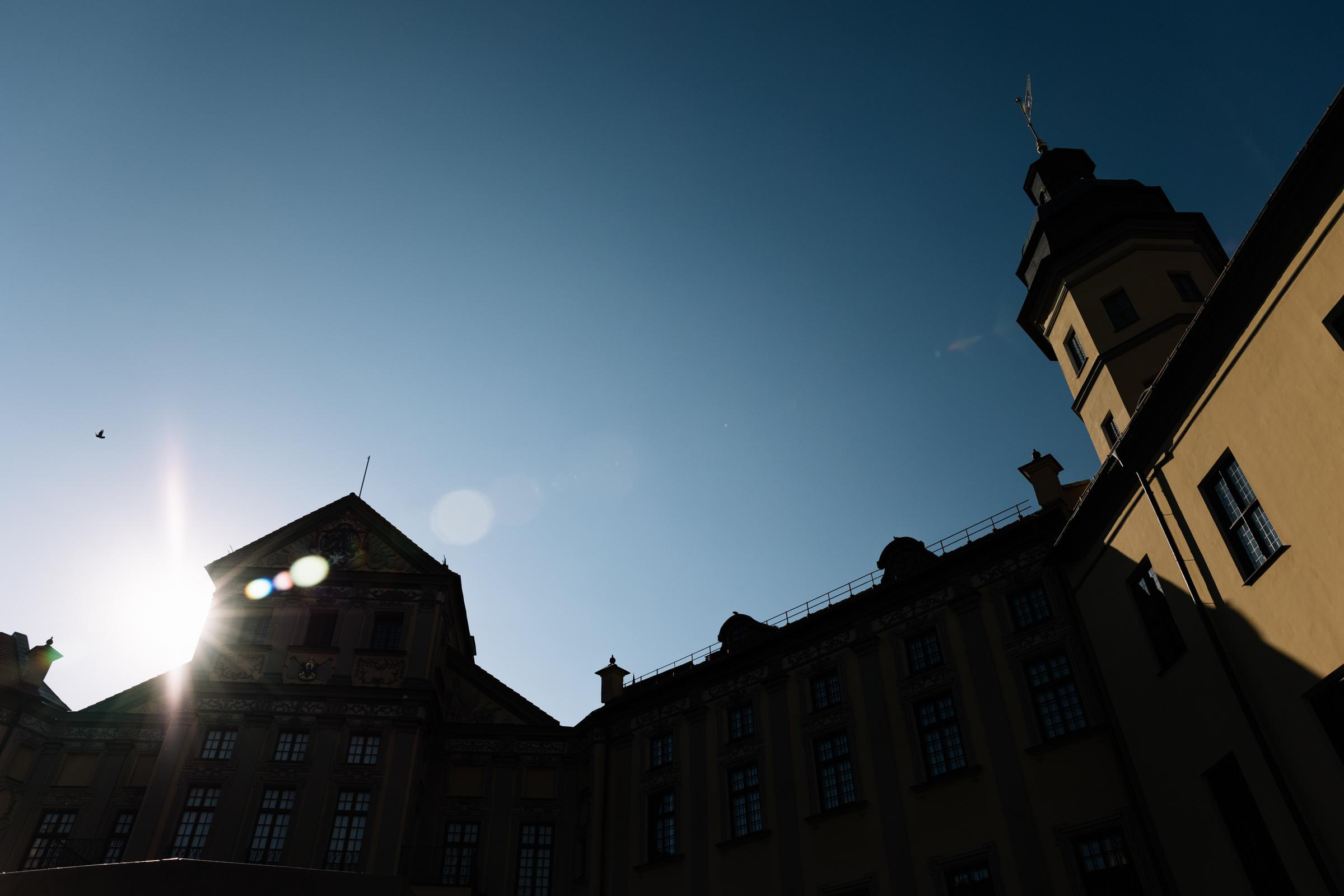 An Atmospheric Wedding in a Historic Castle — Style, Emotion, Celebration