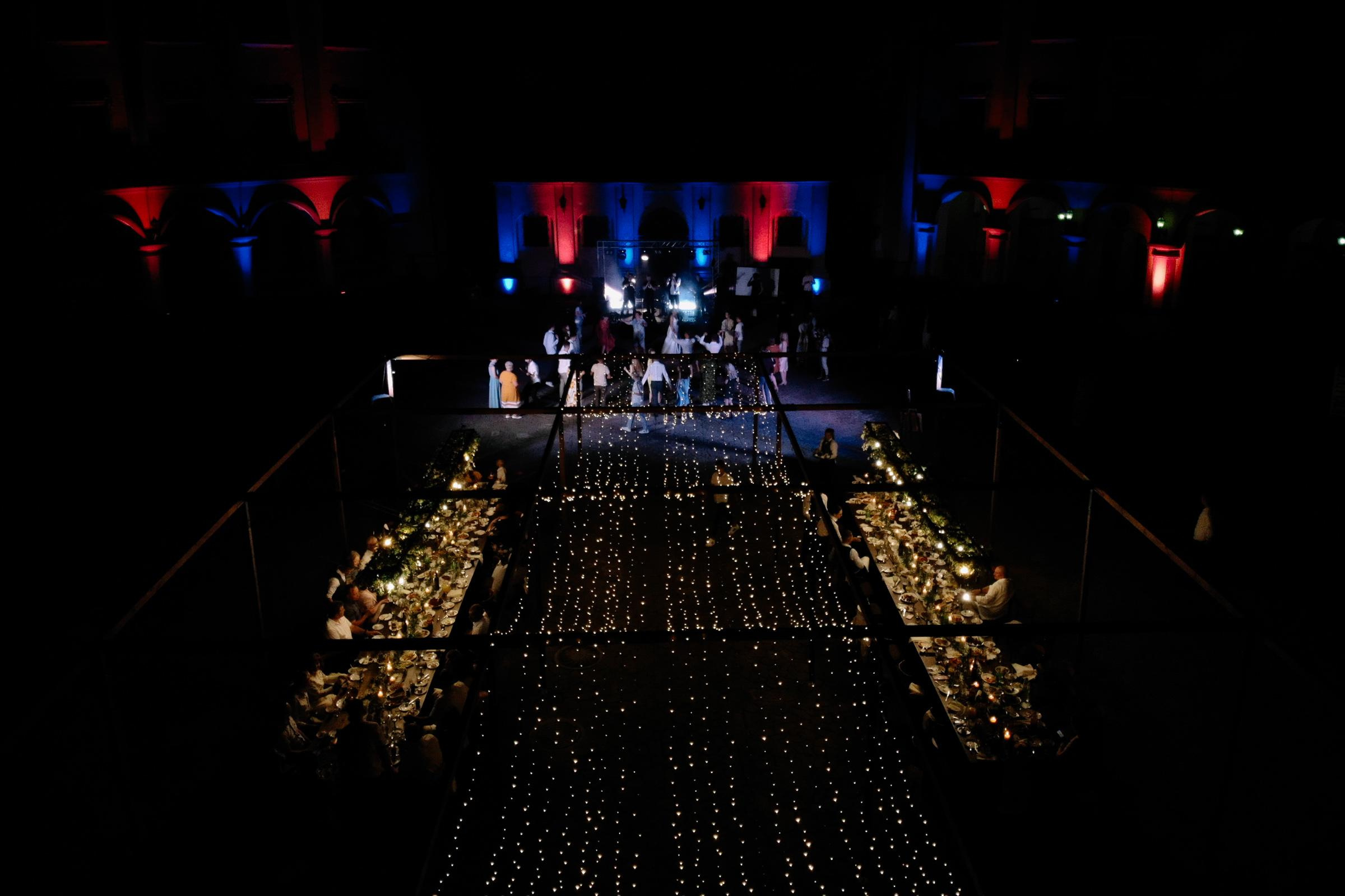 An Atmospheric Wedding in a Historic Castle — Style, Emotion, Celebration