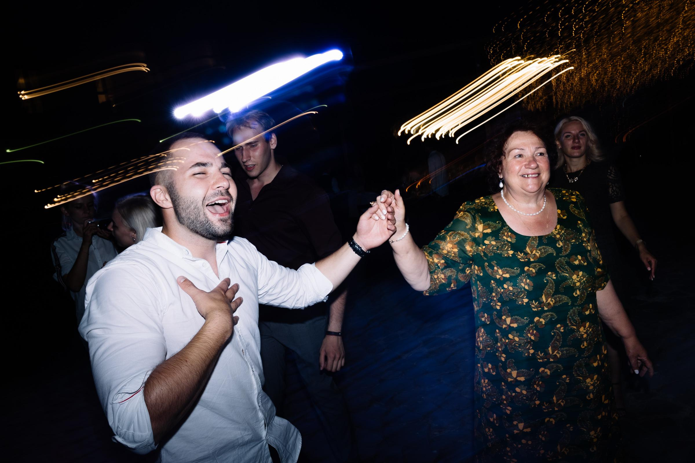 An Atmospheric Wedding in a Historic Castle — Style, Emotion, Celebration