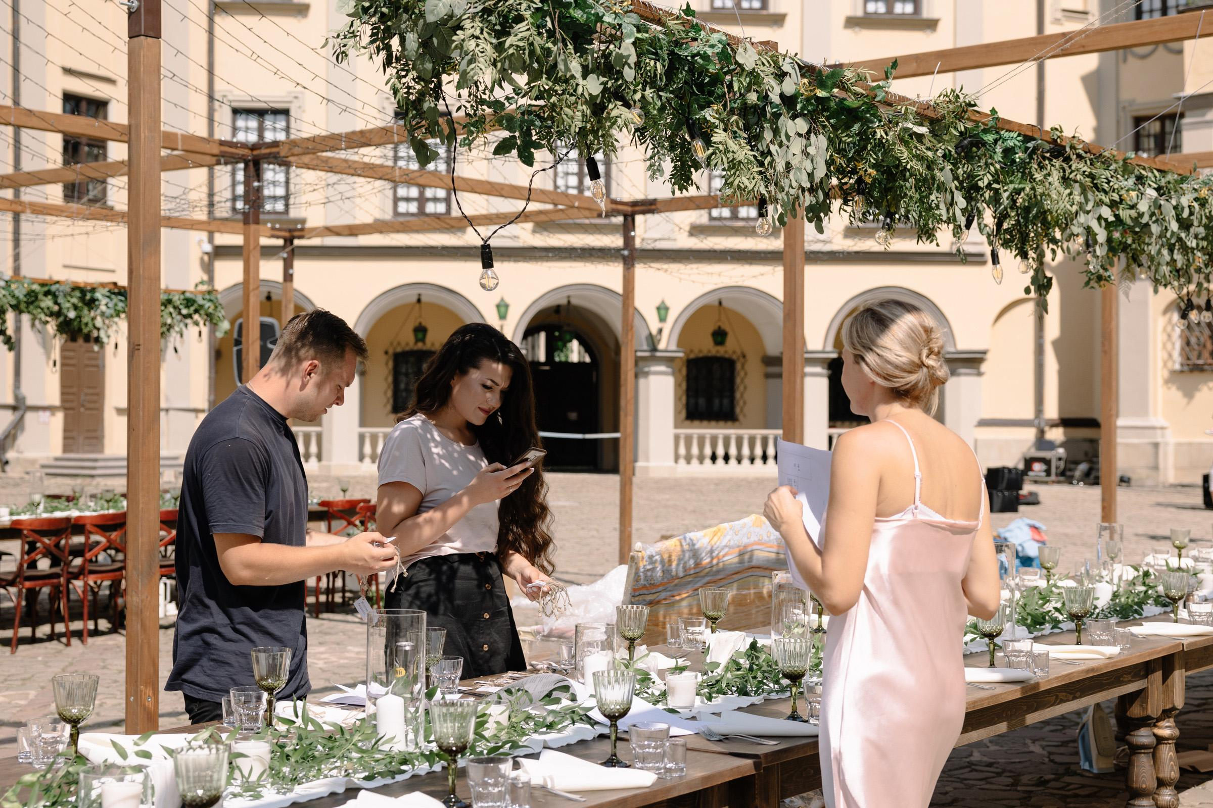 An Atmospheric Wedding in a Historic Castle — Style, Emotion, Celebration