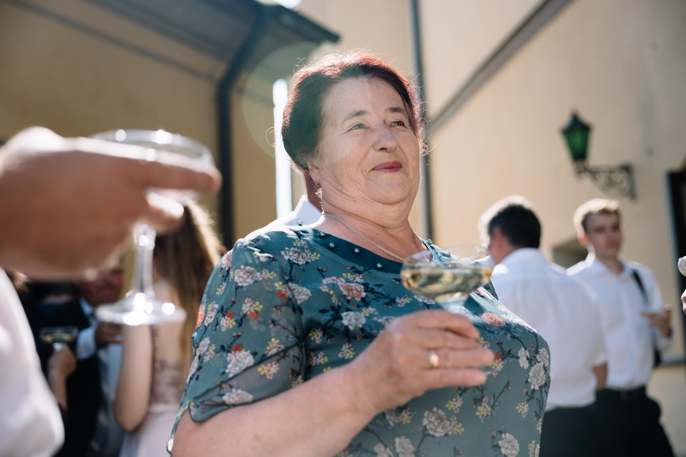 An Atmospheric Wedding in a Historic Castle — Style, Emotion, Celebration