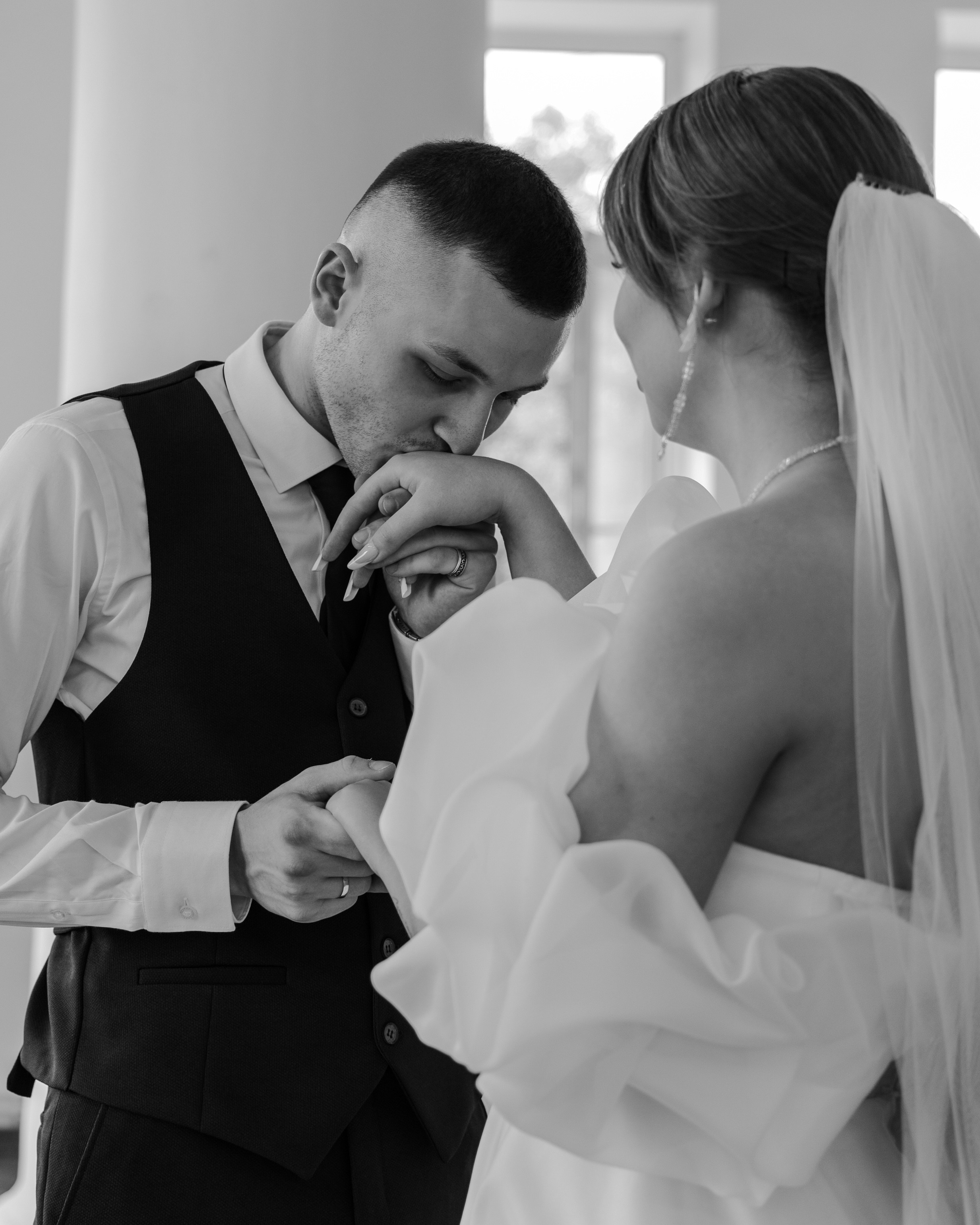 Фотограф свадебный, репортажный, индивидуальный, фото для маркетплейсов, брендов, автосалонов