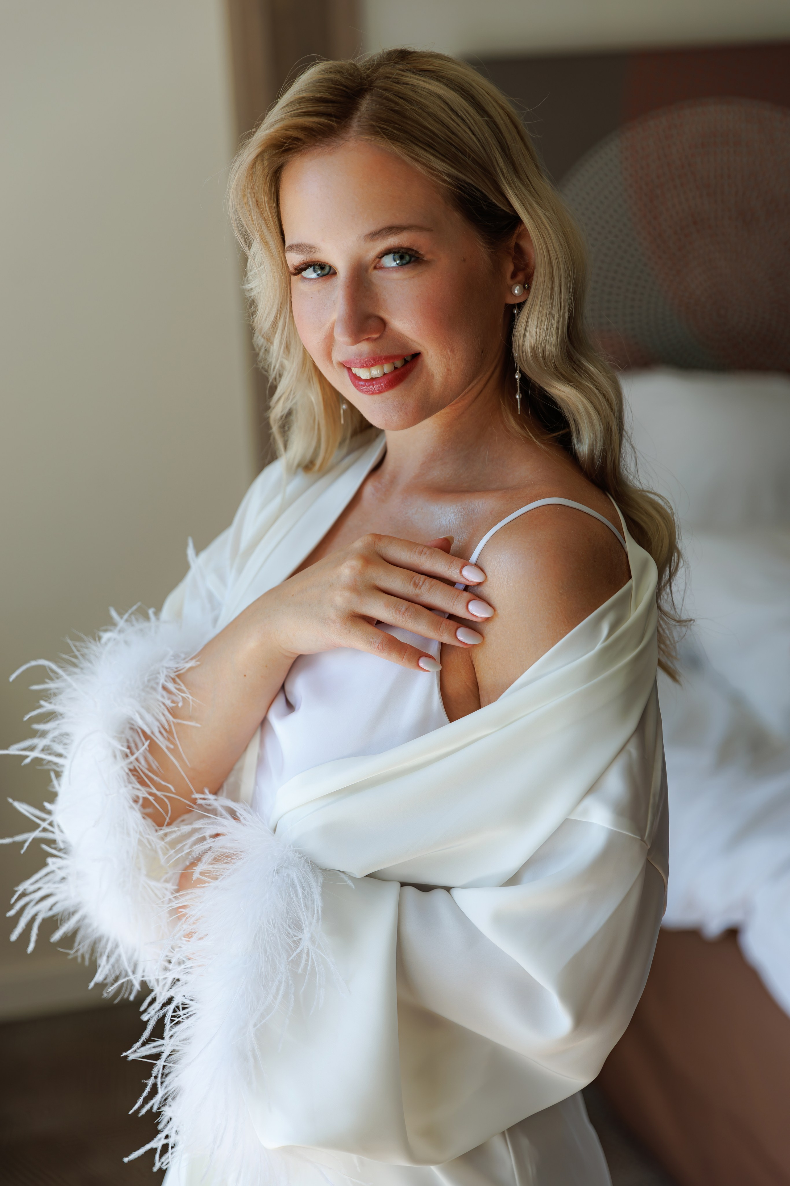 Свадебная фотосессия и сборы в NOVOTEL MOSCOW CITY. Свадебный фотограф Москва и МО Сергей Киржаев