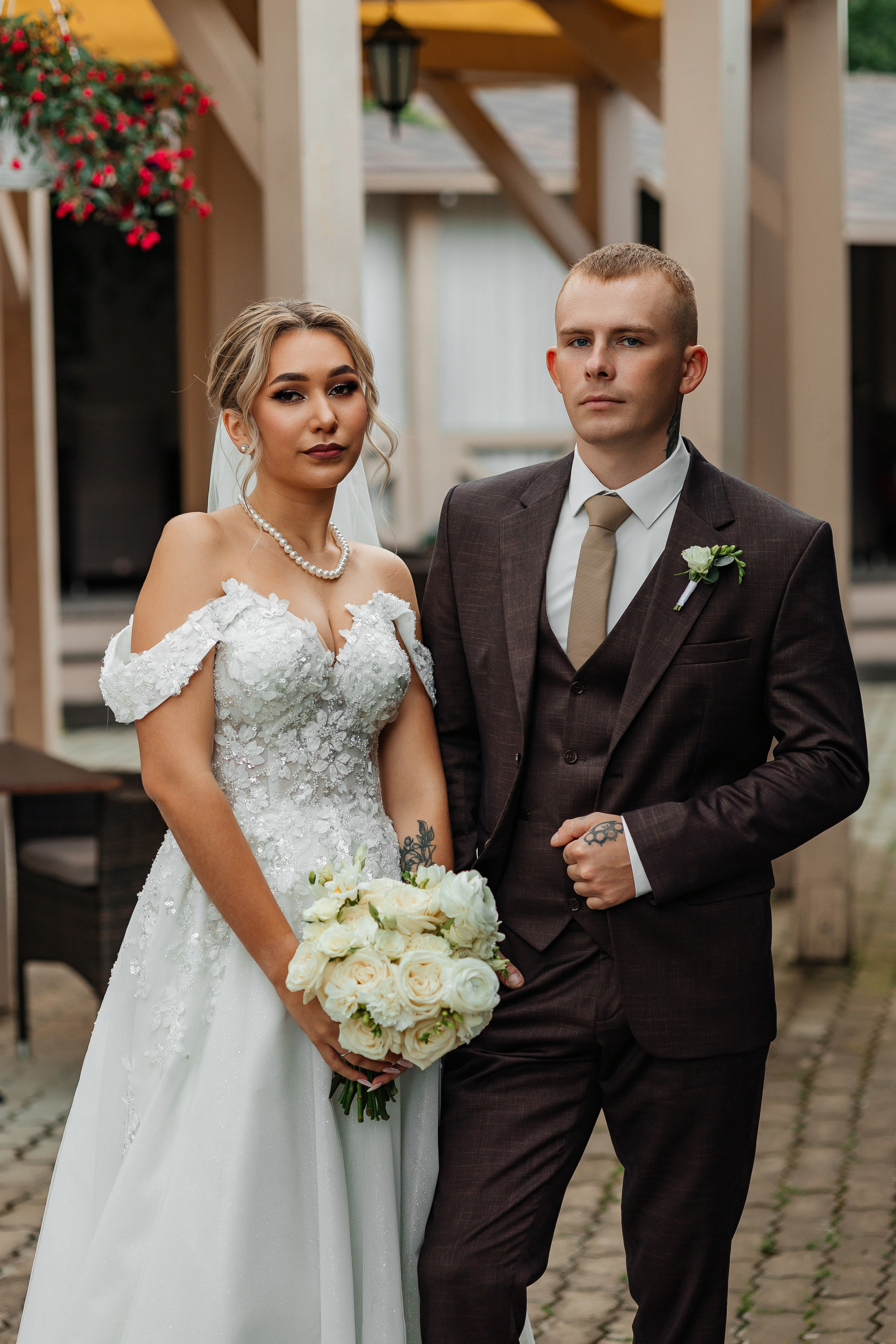 Красивая летняя свадьба в шатре. Олег Сверчков | Свадебный фотограф Вологда