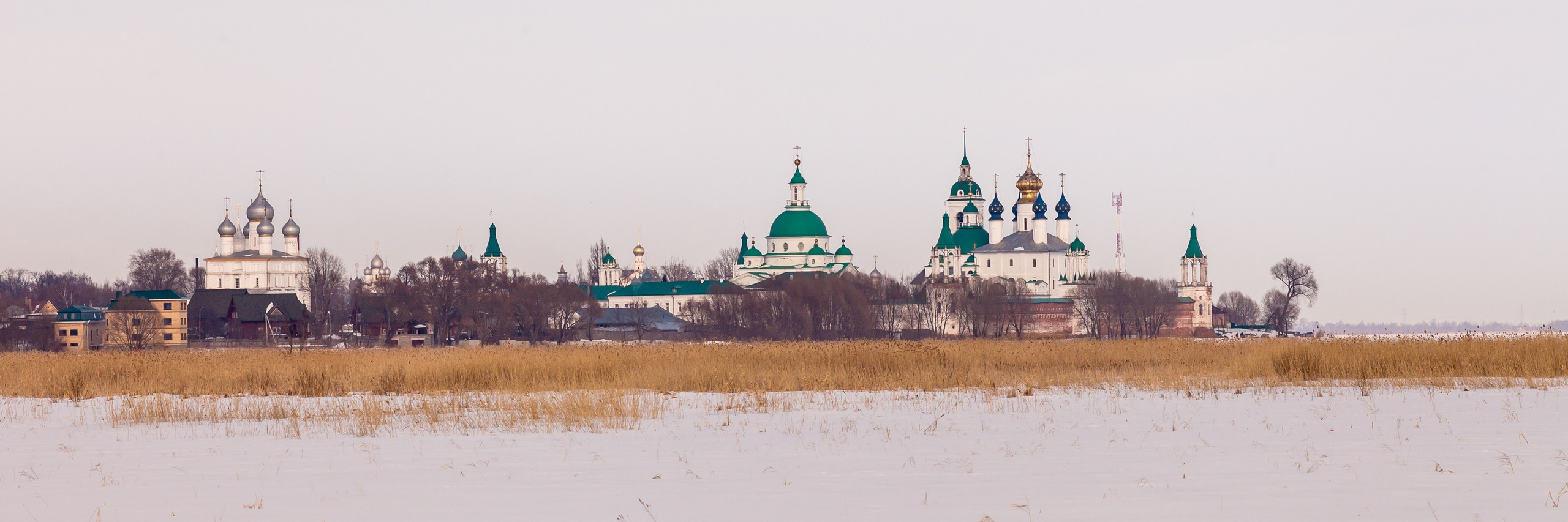Ростов Великий и Кострома. Фотограф Иван Губанов