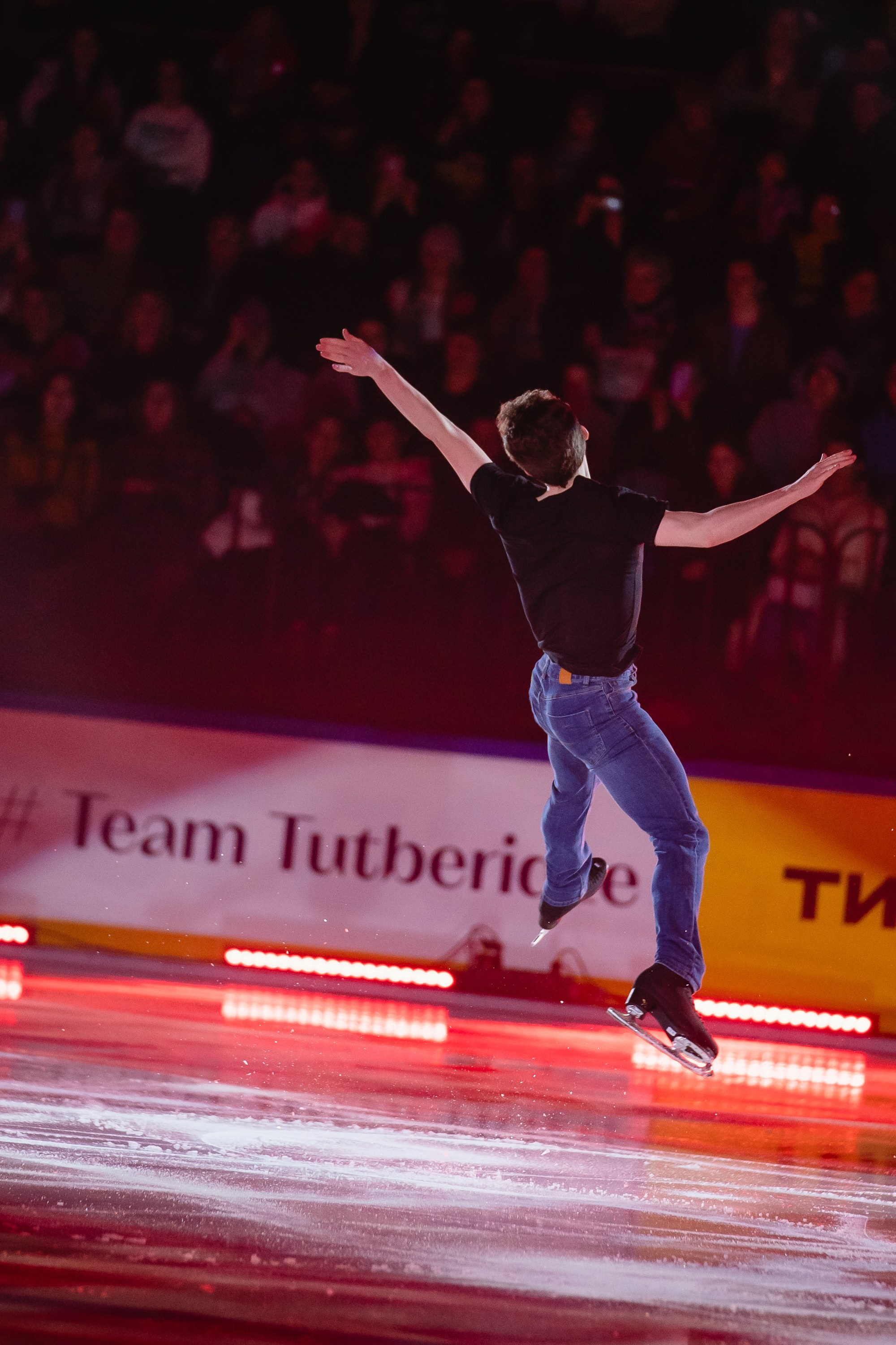 Шоу «Чемпионы на льду» в Новосибирске. Воробьева Ксения — Спортивный и танцевальный фотограф Новосибирск