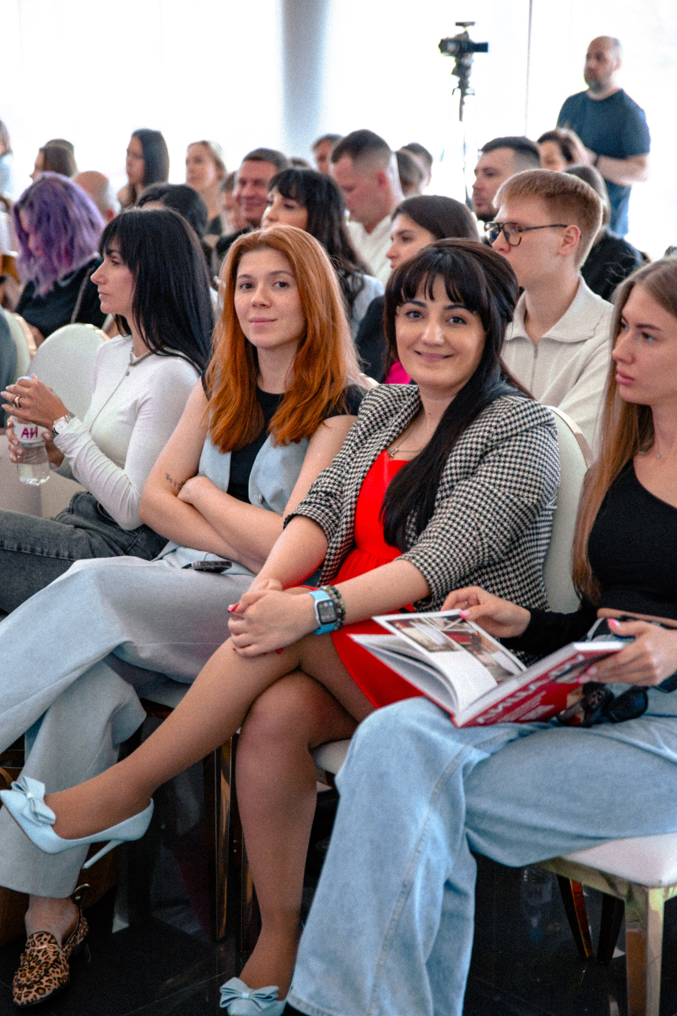 Люди изи КОНФА by RAKUSA GROUP. МЕДИА-РЕСУРС ХАБАРОВСК / Фотоотчеты / Репортажи / События