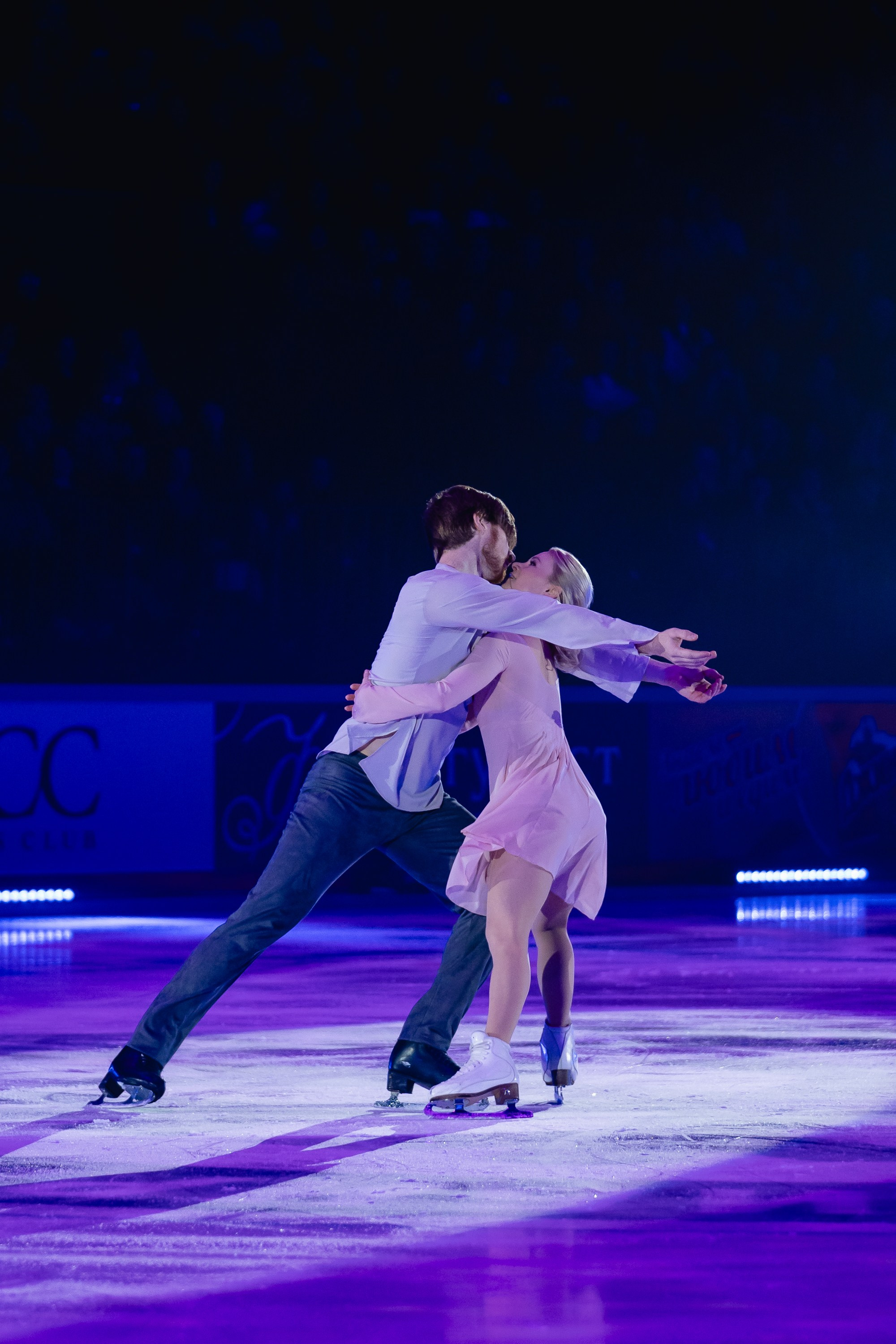 Шоу «Чемпионы на льду» в Новосибирске. Воробьева Ксения — Спортивный и танцевальный фотограф Новосибирск