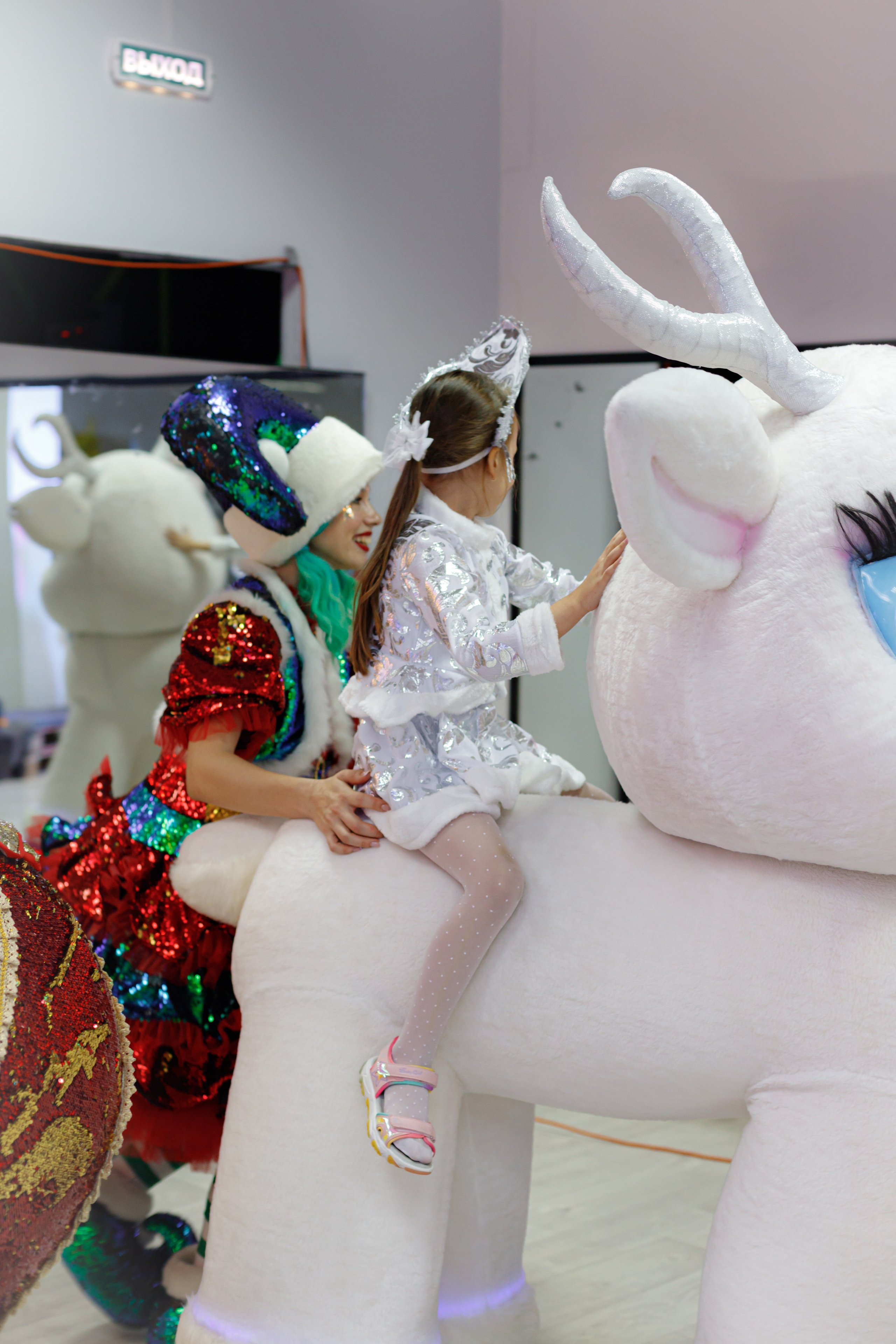 HAPPY NEW YEAR PART/3. Photokarish