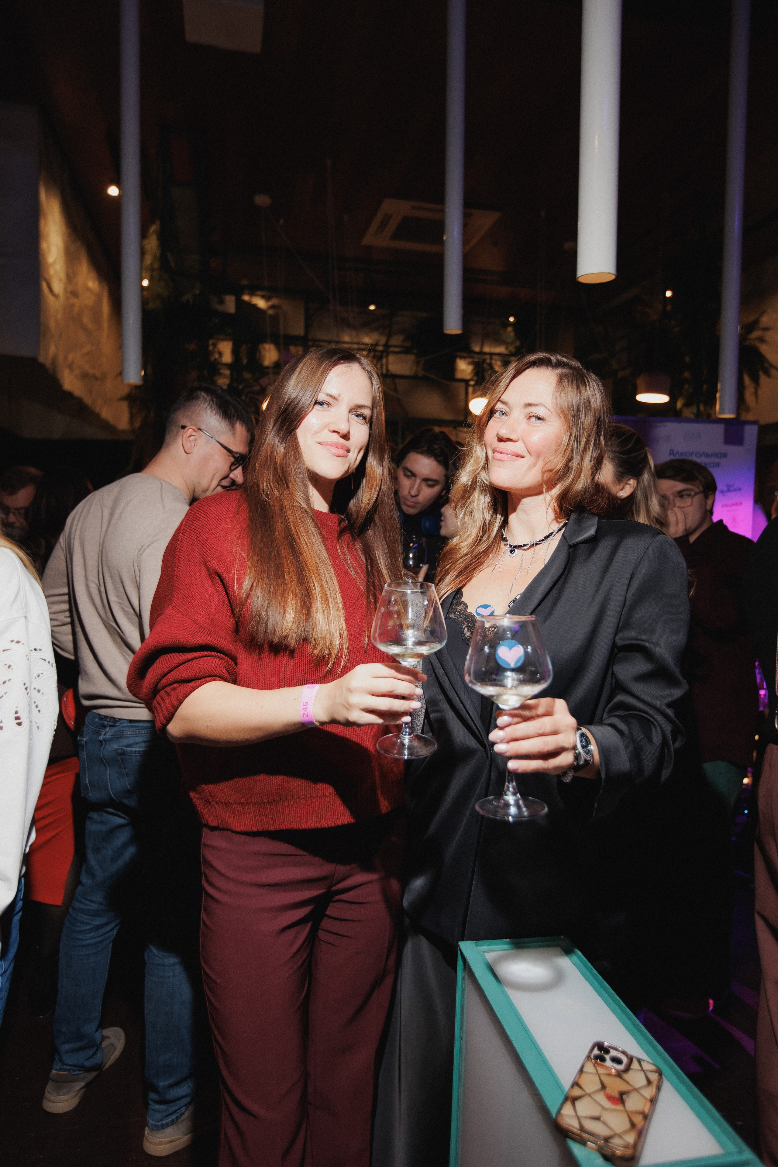 ВИННЫЙ ФЕСТИВАЛЬ. СВОИ. ФОТООТЧЕТЫ-СОБЫТИЯ-МЕСТА