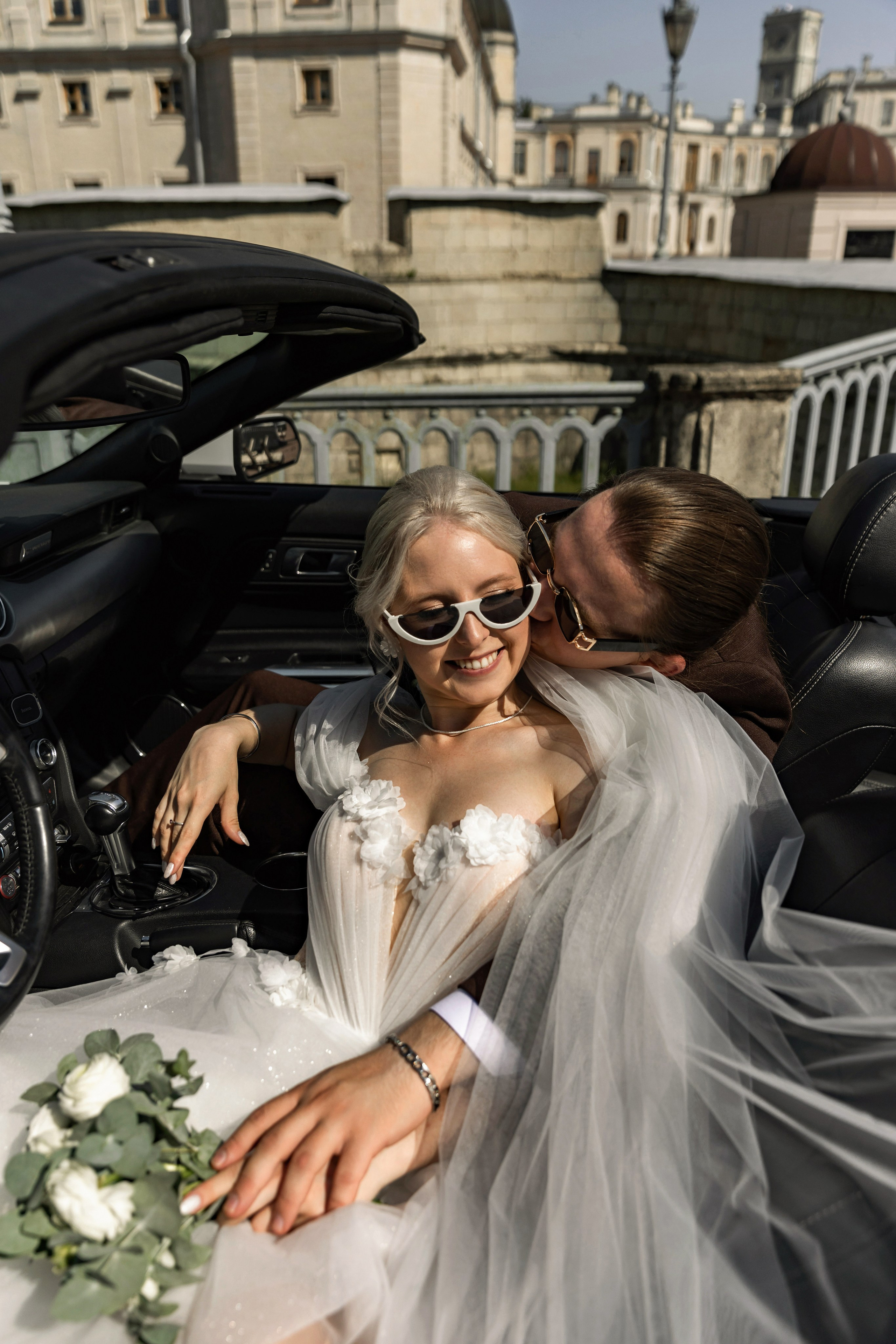 Анонс Свадебной серии с кабриолетом. Свадебный и портретный фотограф в Санкт-Петербурге Надежда Чечулина