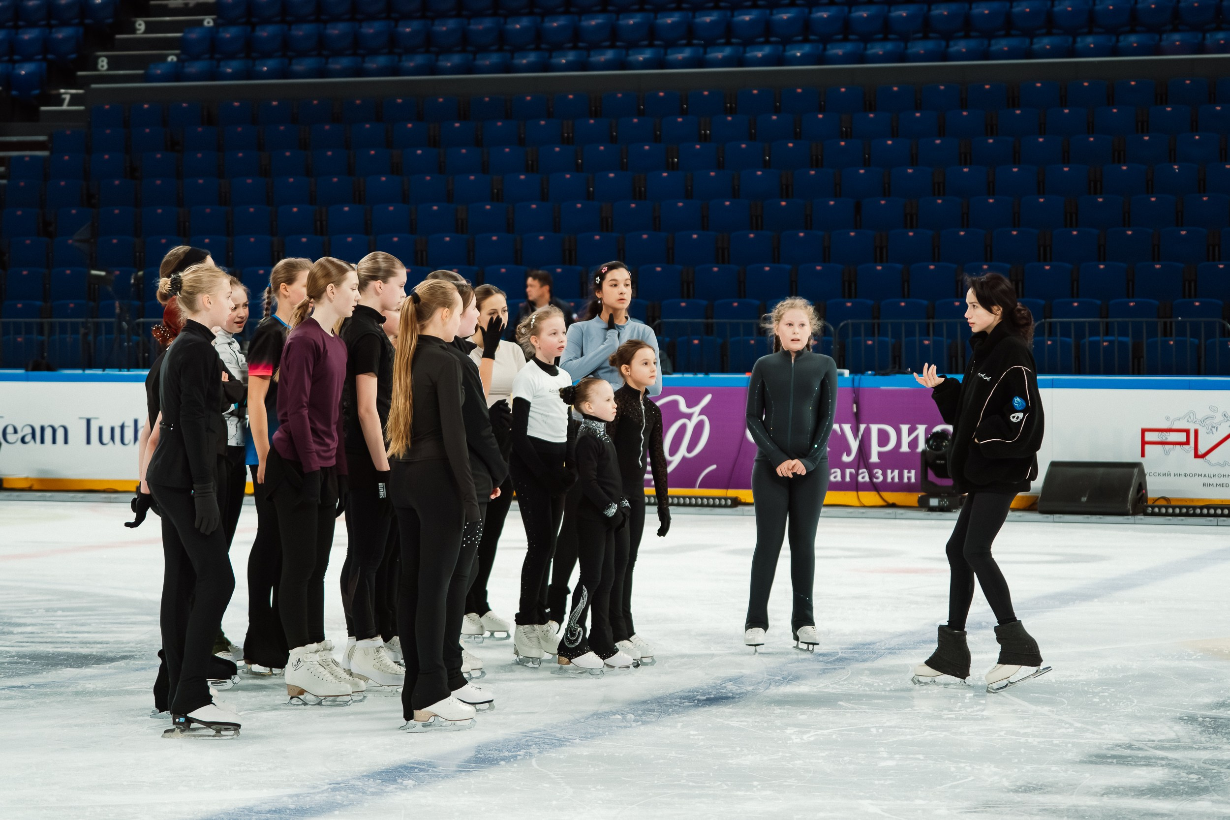Мастер-класс Алины Загитовой в Новосибирске (11-00). Воробьева Ксения — Спортивный и танцевальный фотограф Новосибирск