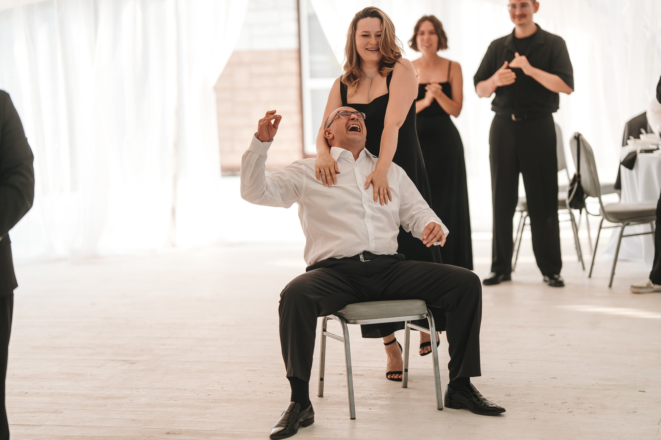 Свадьба 7 июня 2026 года — фотосессия, ЗАГС и банкет в шатре «Под облаками» в Нагаево с ведущим Артуром Ильясовым