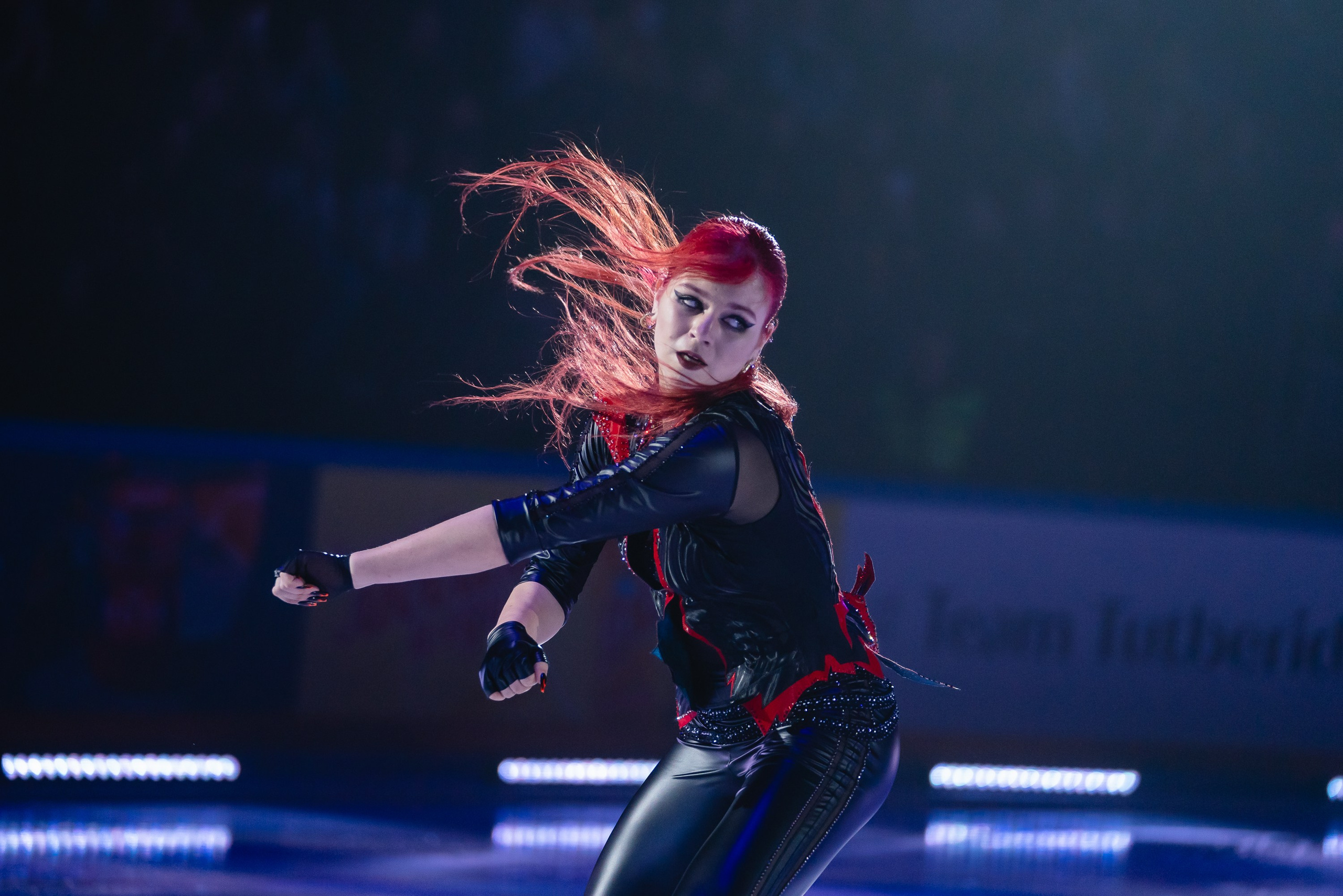Шоу «Чемпионы на льду» в Новосибирске. Воробьева Ксения — Спортивный и танцевальный фотограф Новосибирск