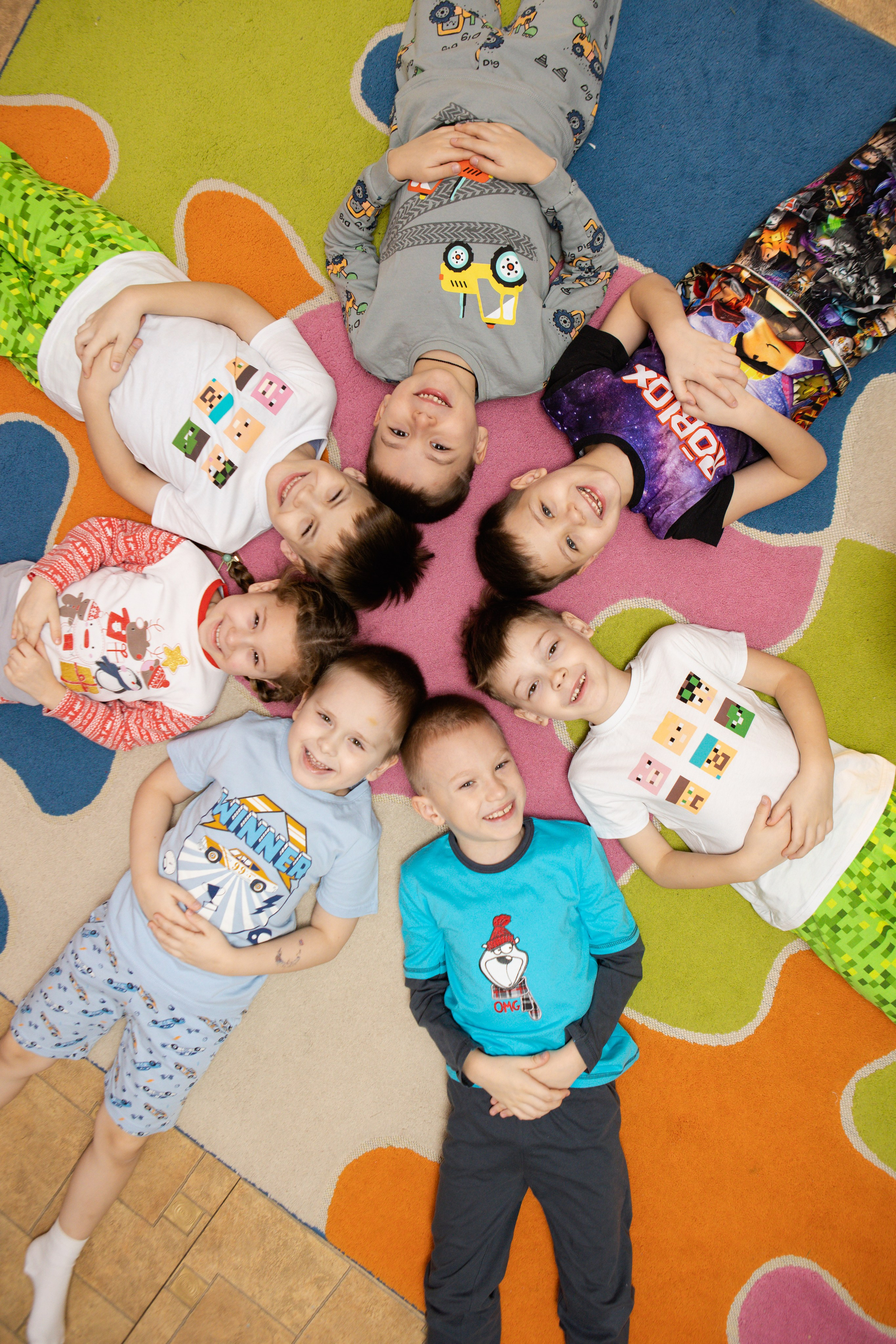 Выпускные альбомы в Красноярске. Студия Колибри