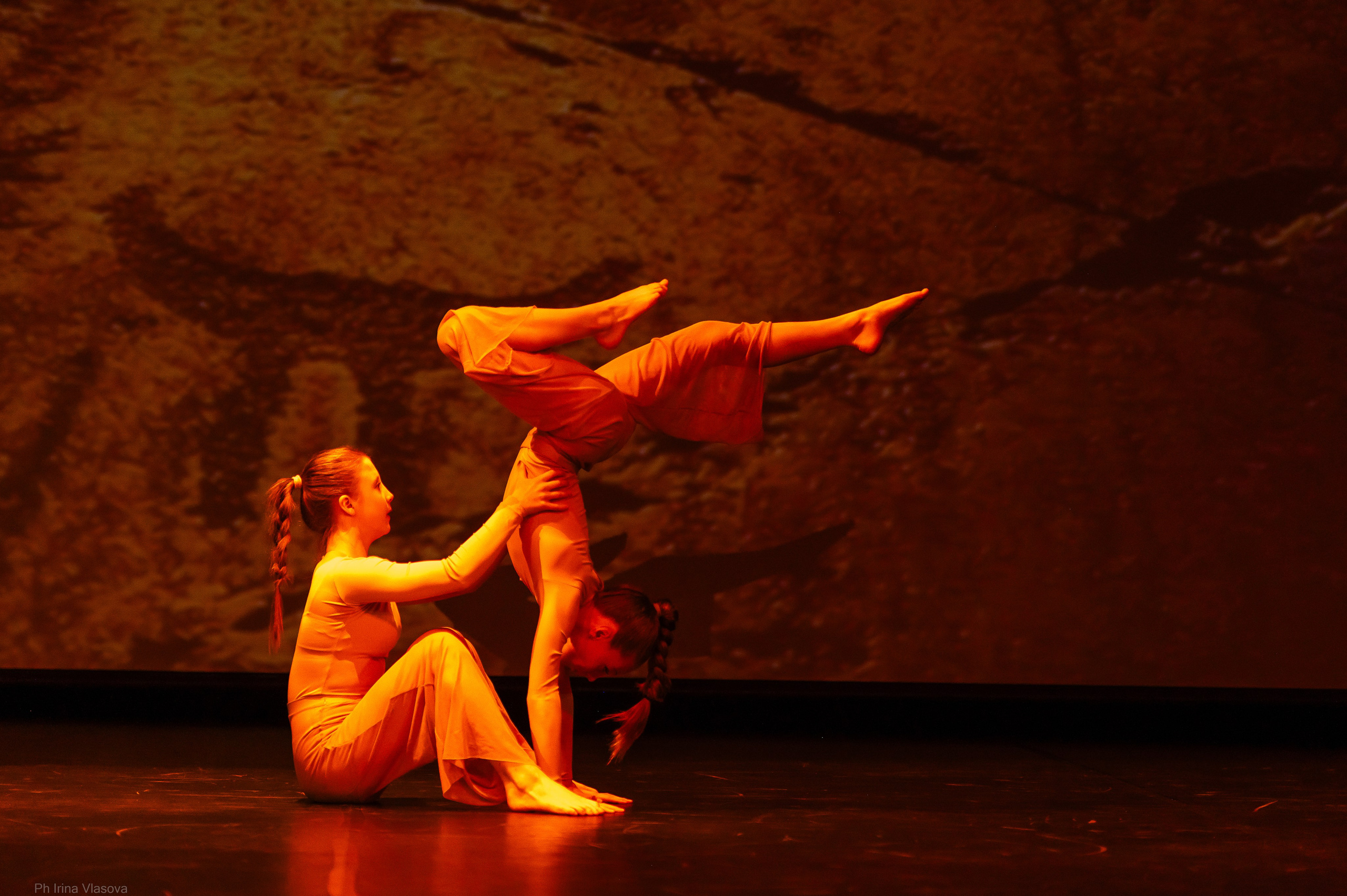 DANCE SPASE отчетник брейкданс