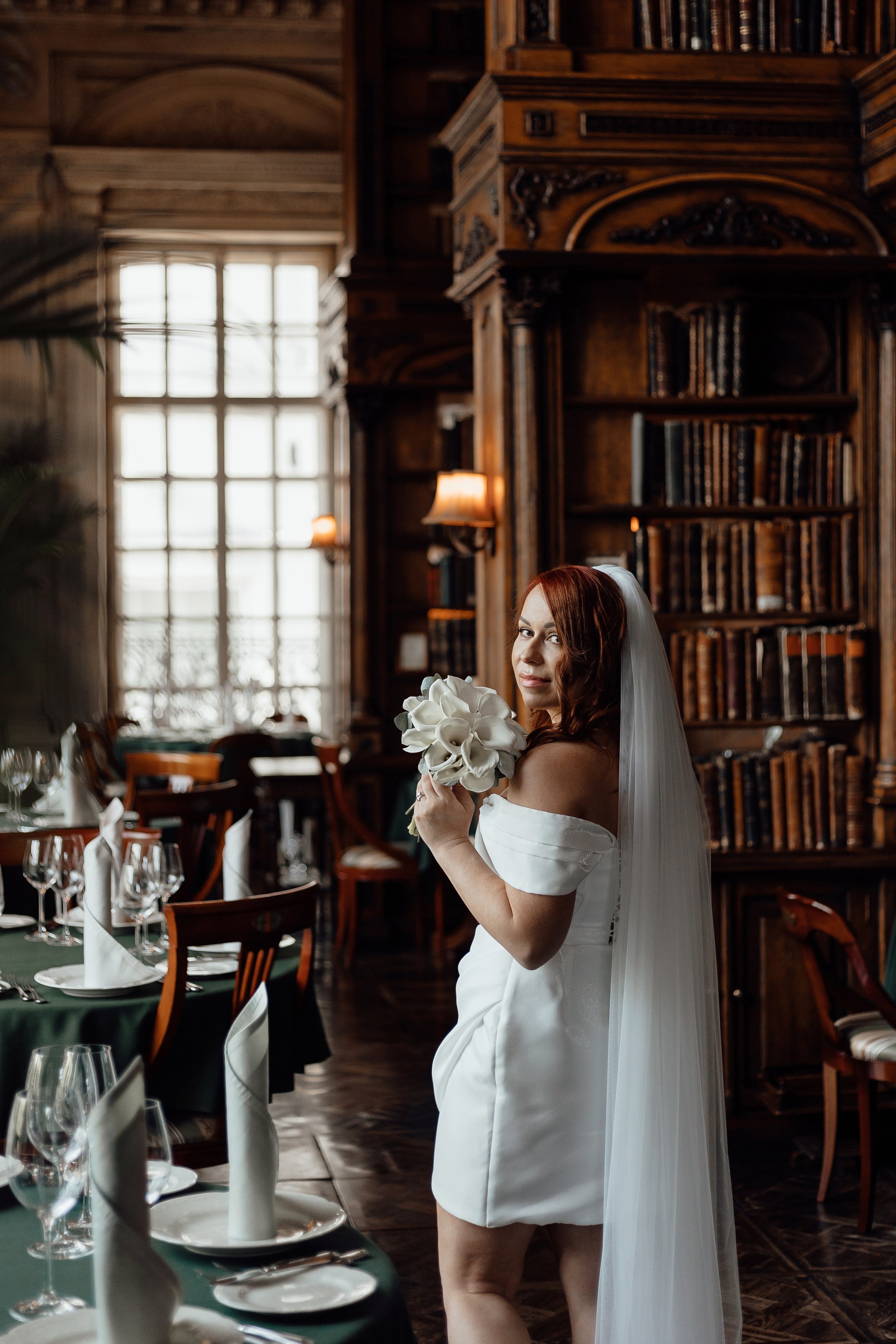 Свадебная фотосессия в ресторане «Кафе Пушкинъ»