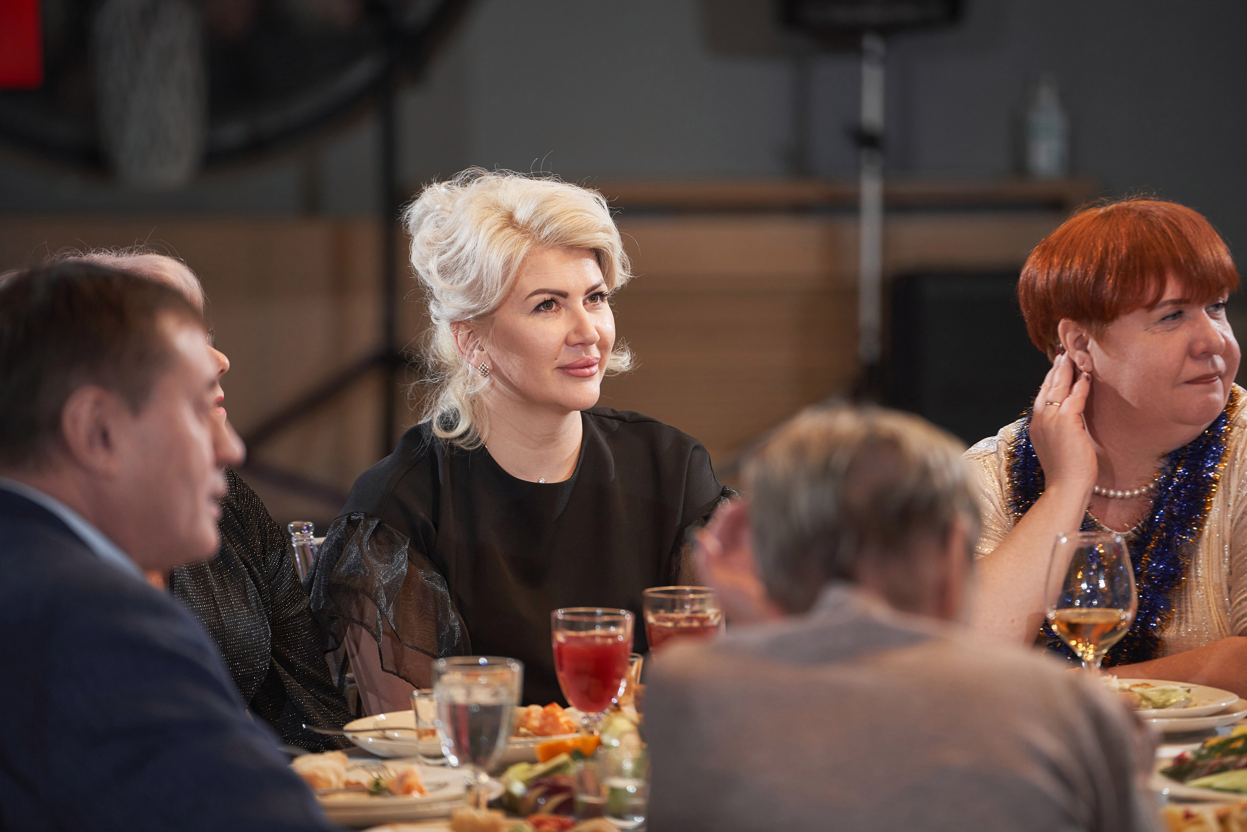 Новогодний корпоратив ДПС-Канцелярия в ресторане Медуза, Долгопрудный