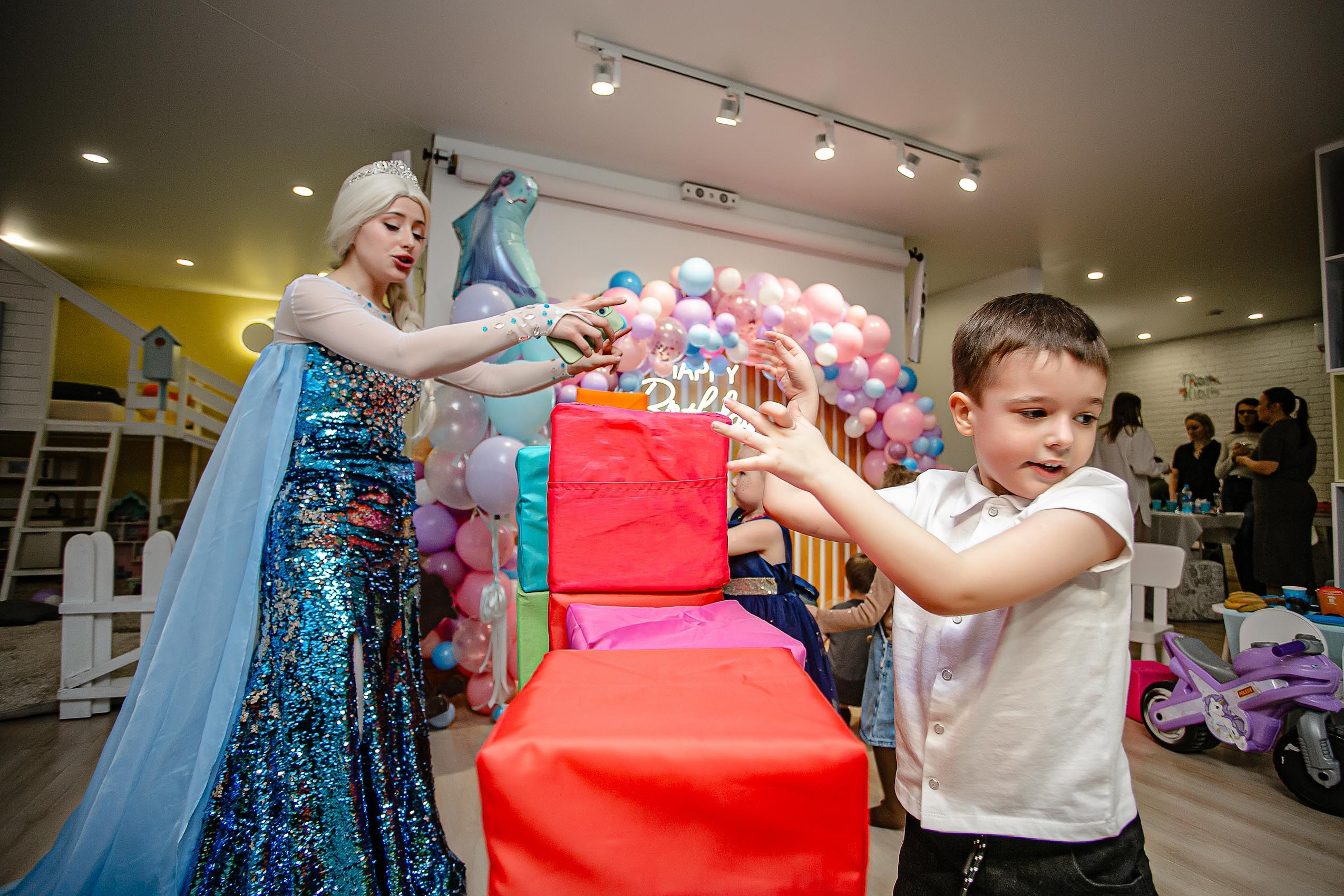 Детский фотограф Александр Степанов Владивосток. Владивосток семейный фотограф Александр Степанов